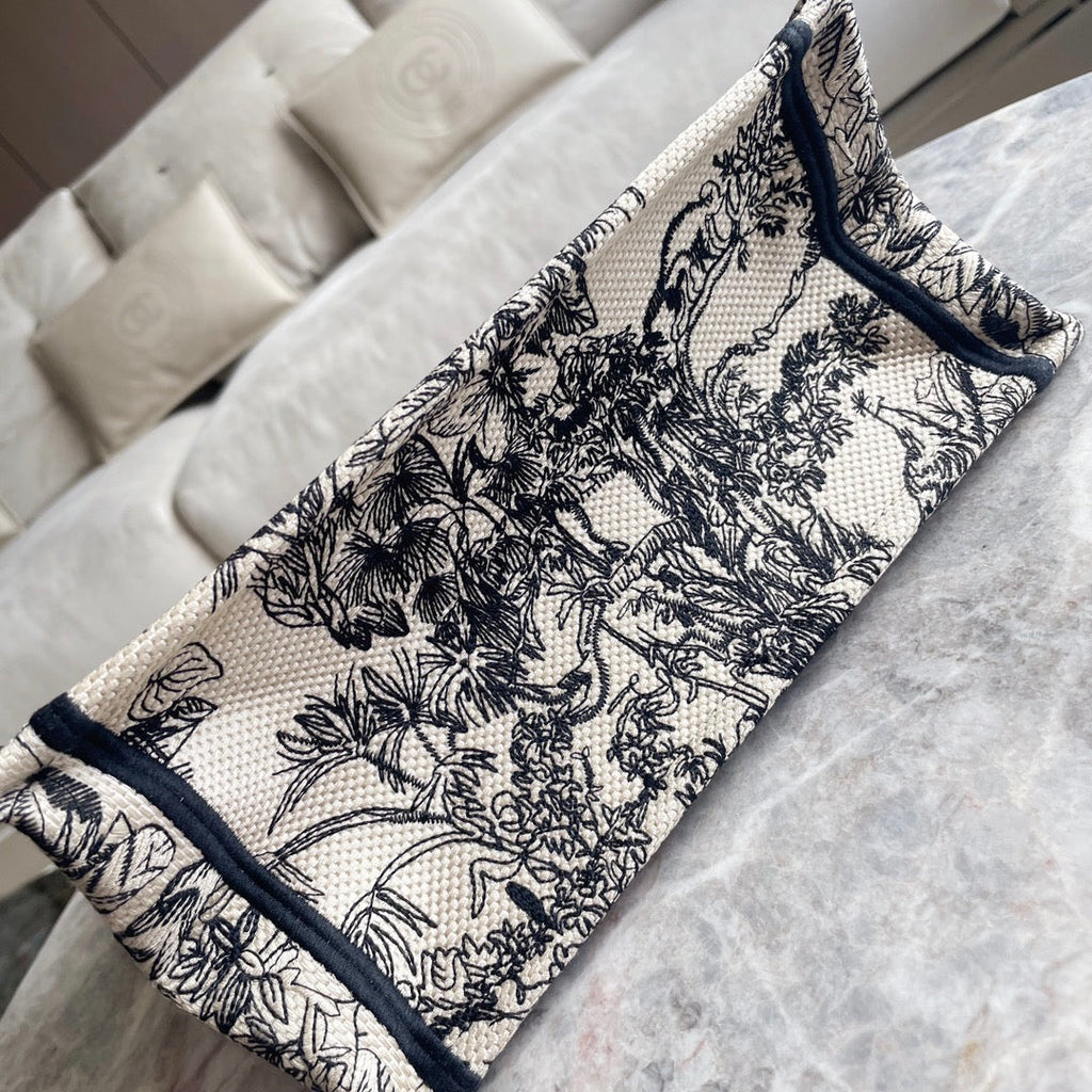 CD Book Tote