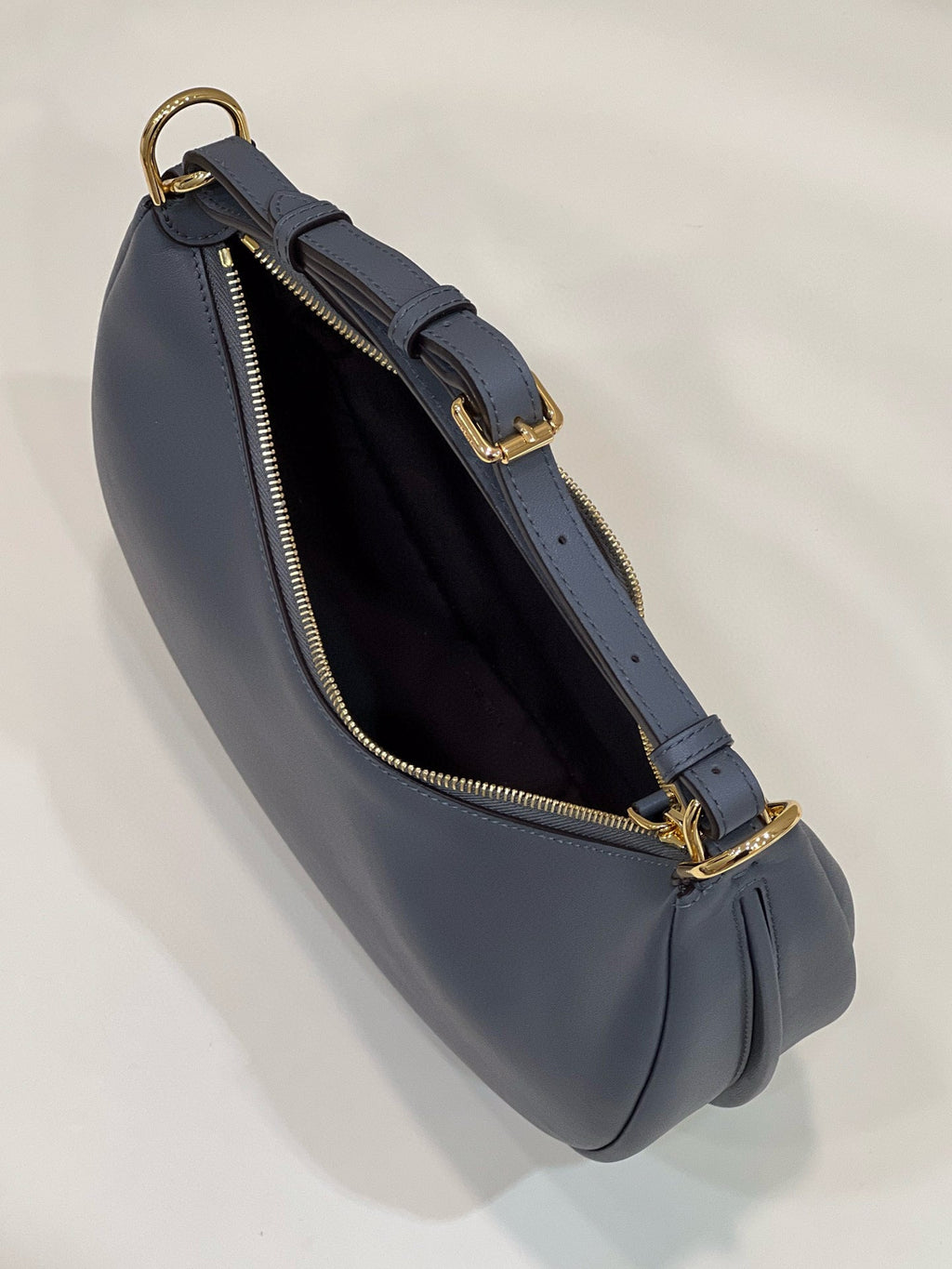 FD Leather Bag