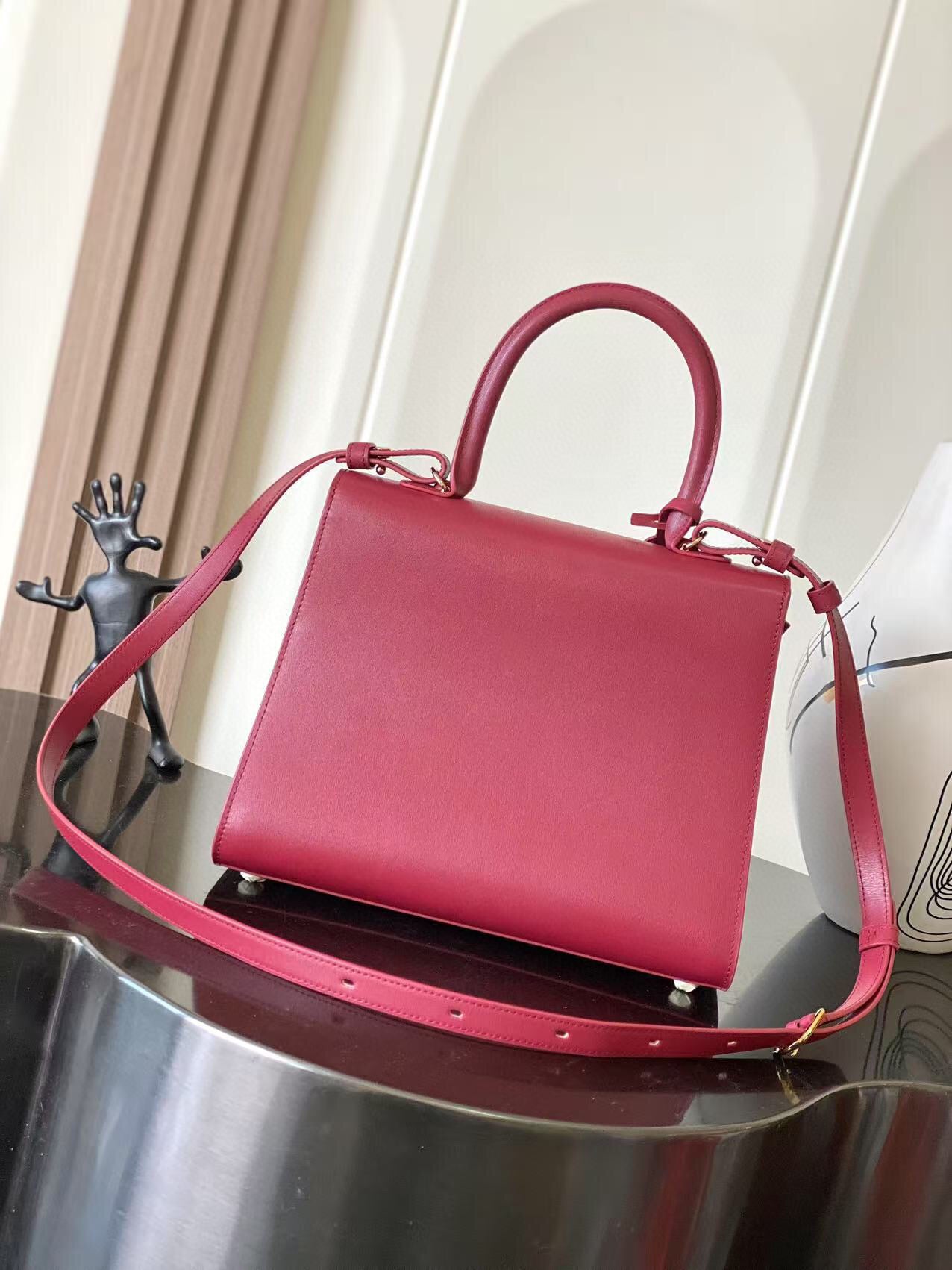 DLV Sling Bag