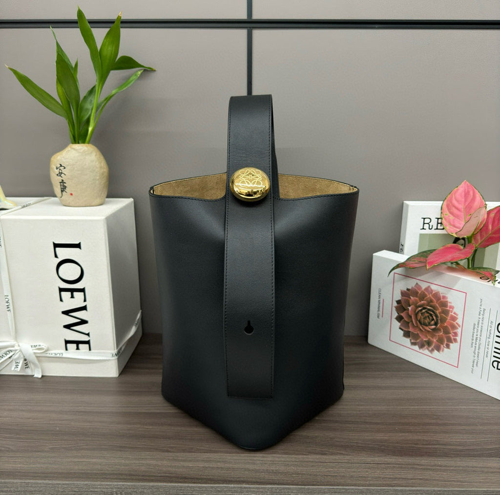 LW Pebble Bucket