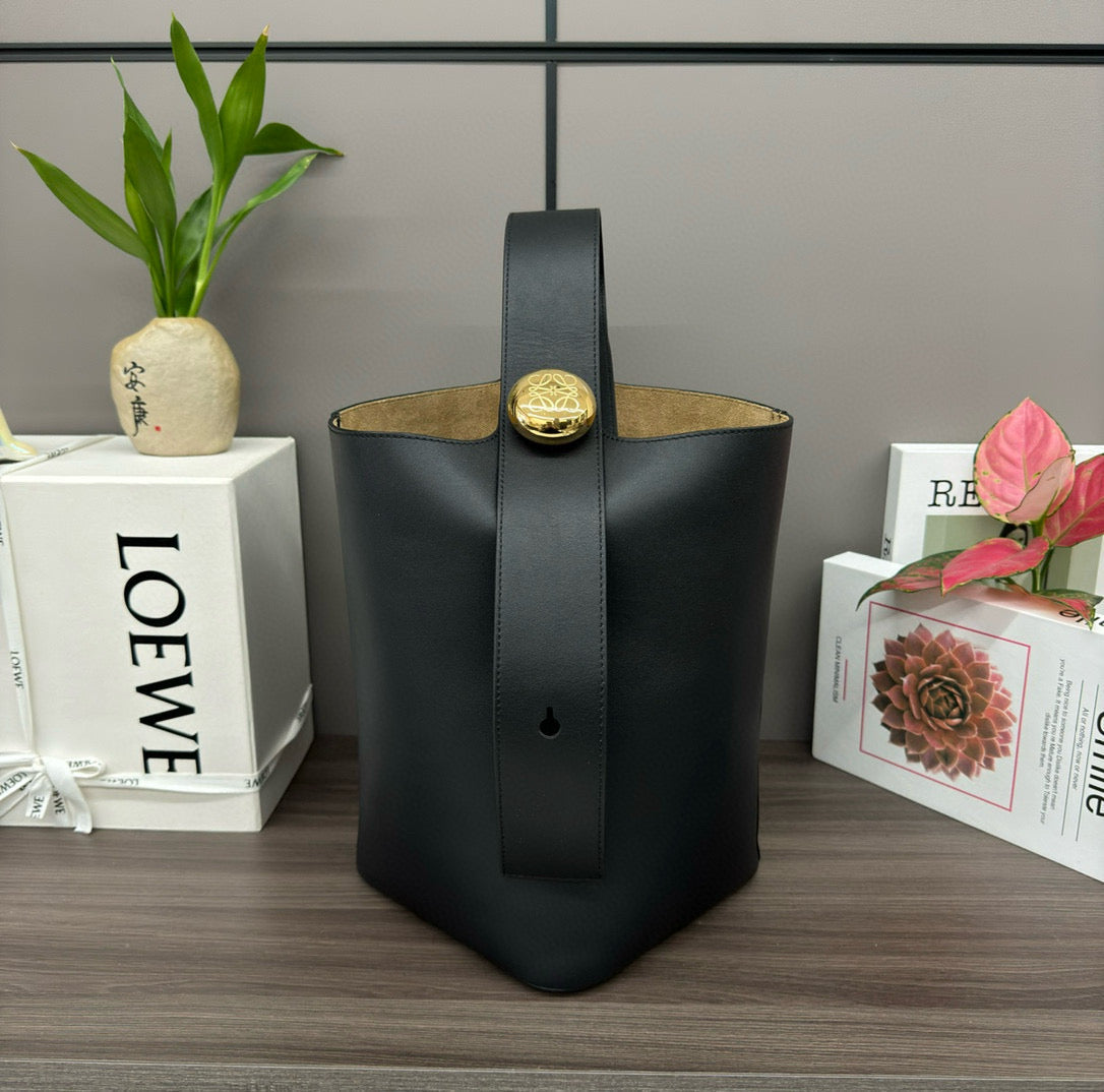 LW Pebble Bucket