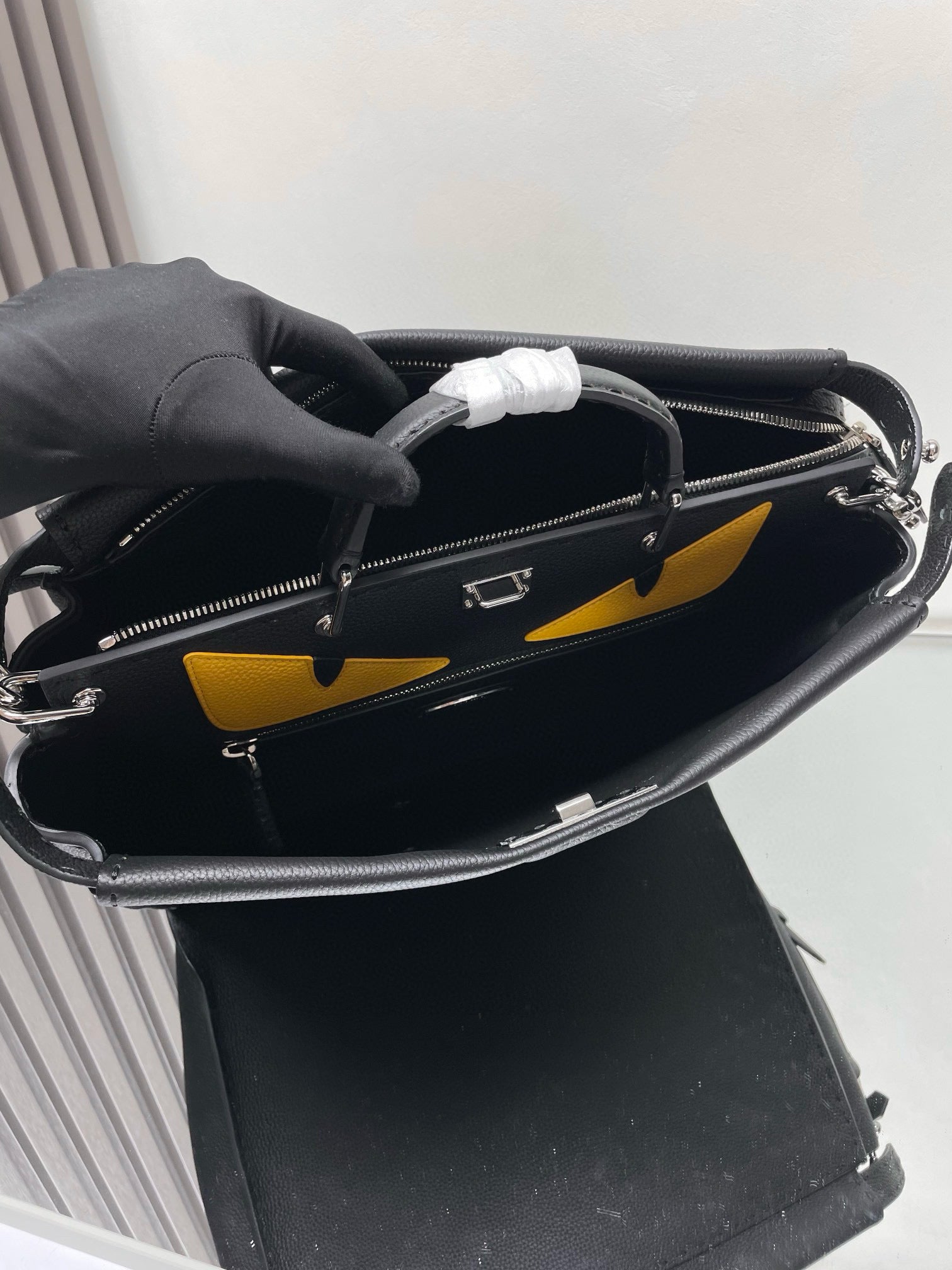 FD Peekaboo Bag