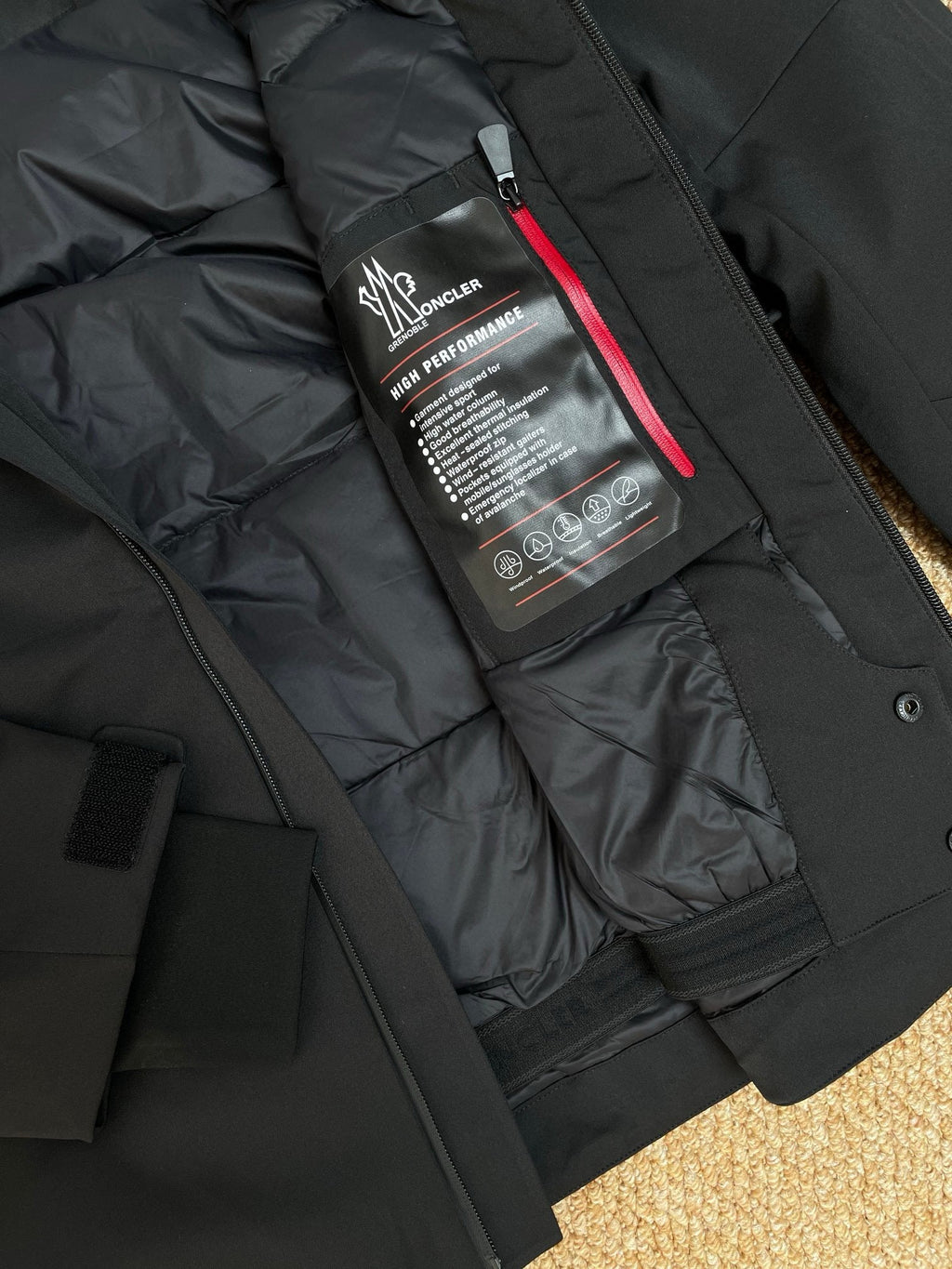 MNC Windbreaker