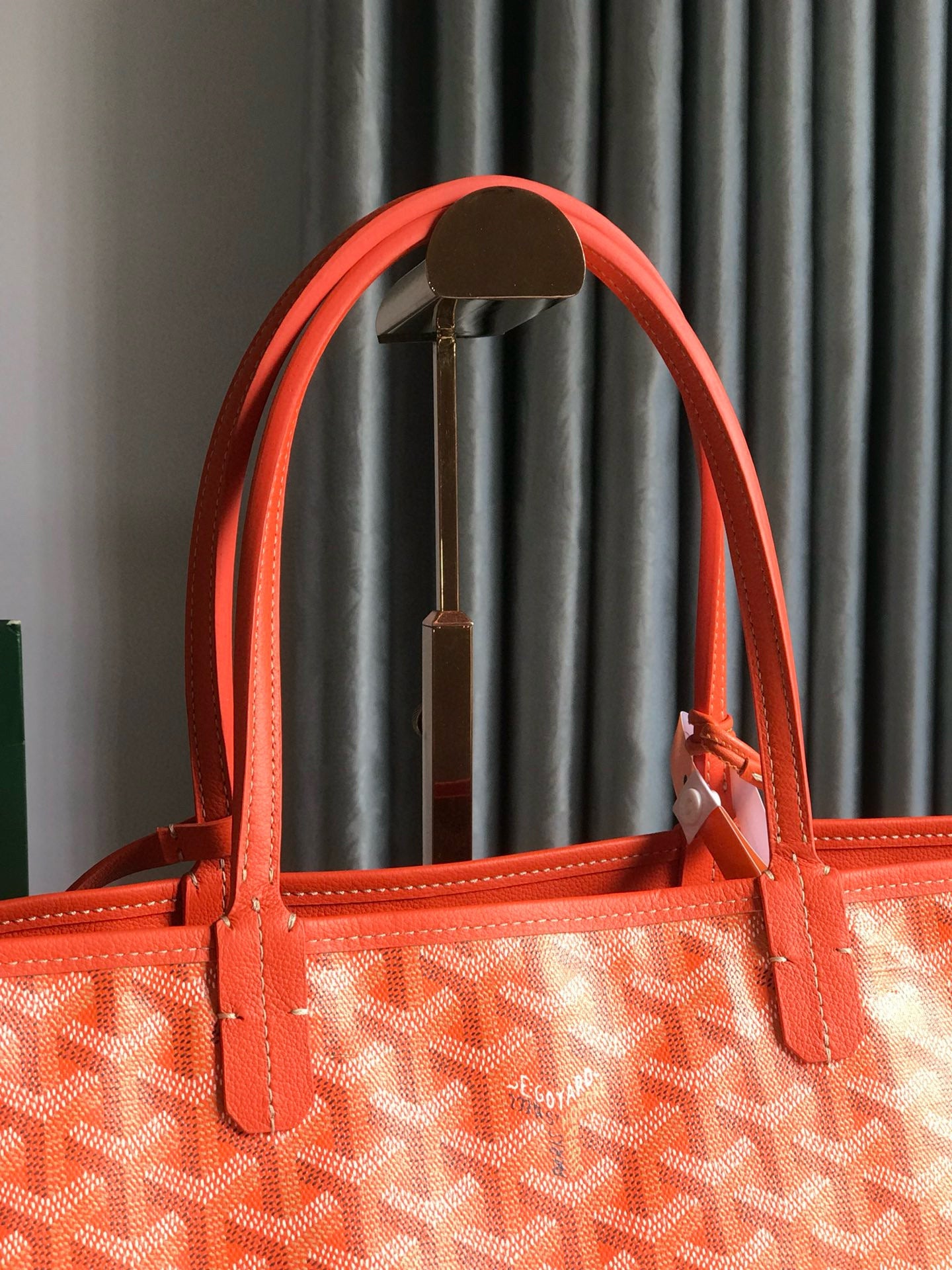 GYD Reversible Anjou