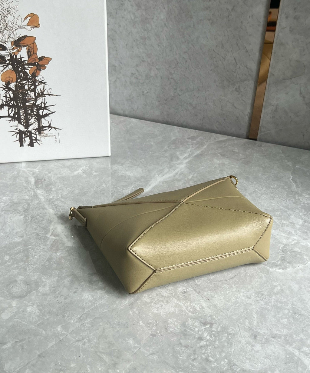 LW Puzzle Fold