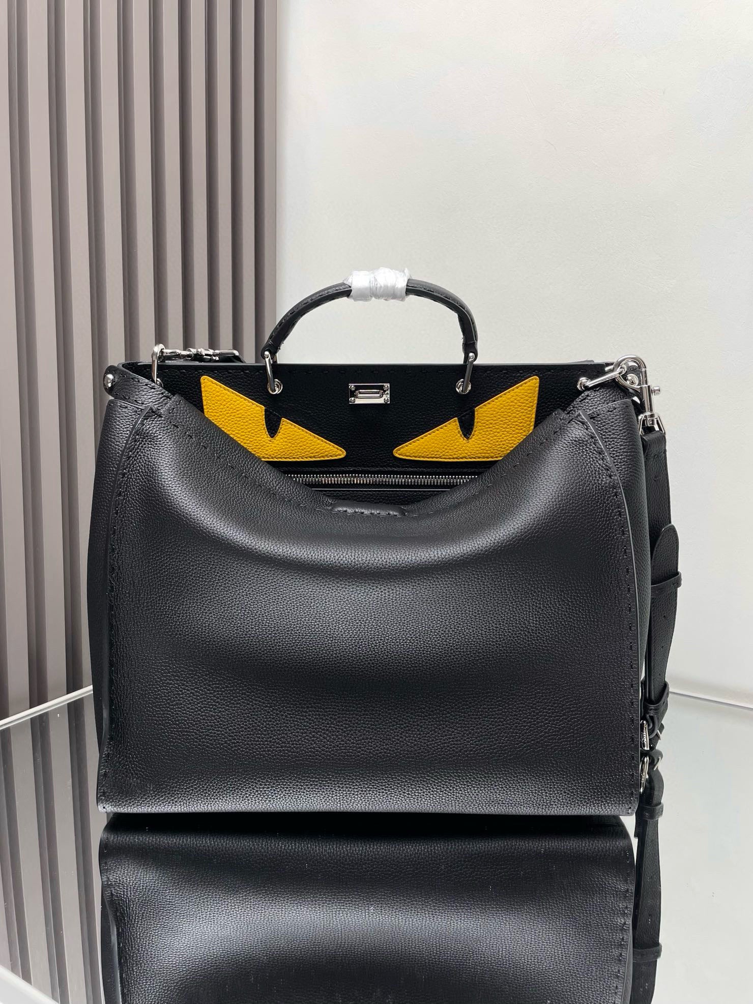 FD Peekaboo Bag