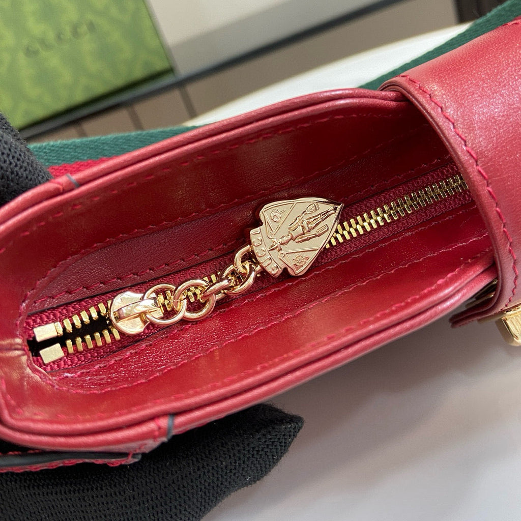 GC Shoulder Bag