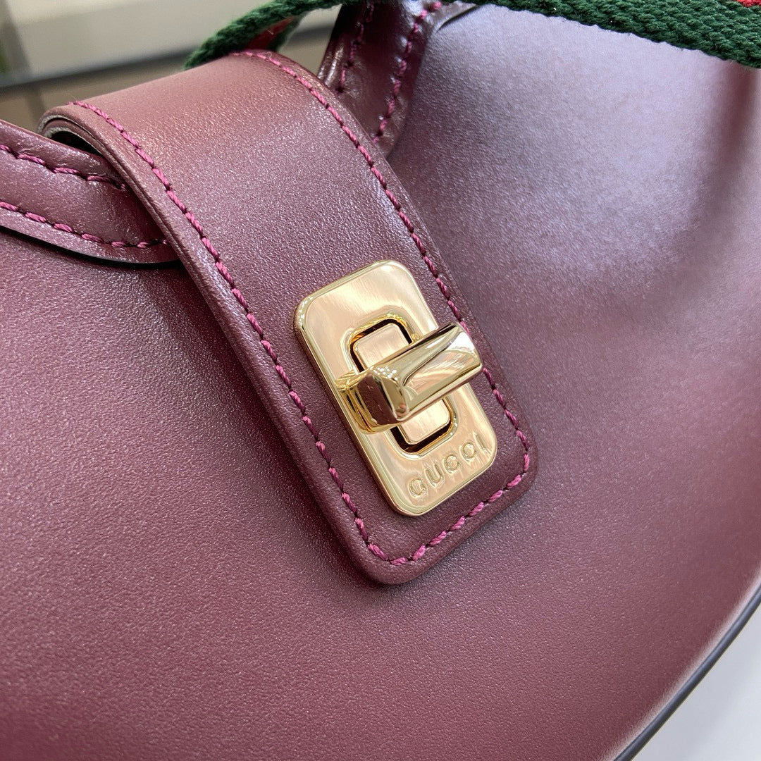GC Shoulder Bag