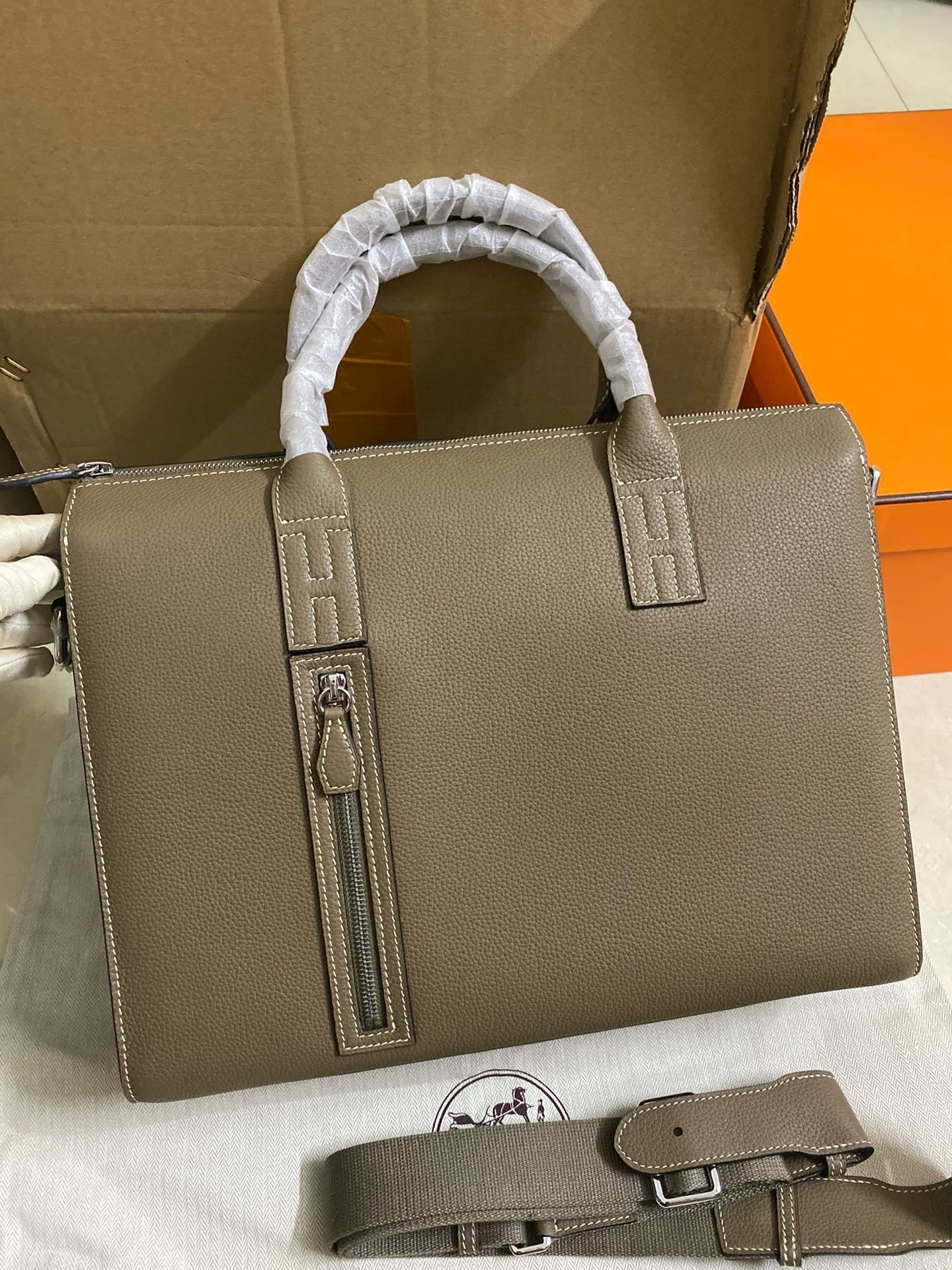 HMS Briefcase