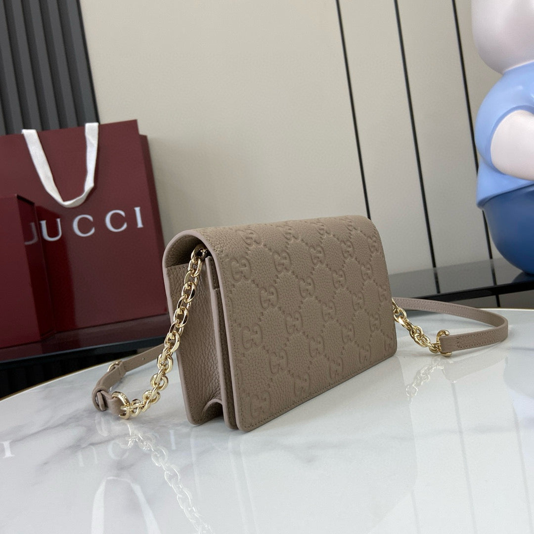 GC Emblem Shoulder Bag
