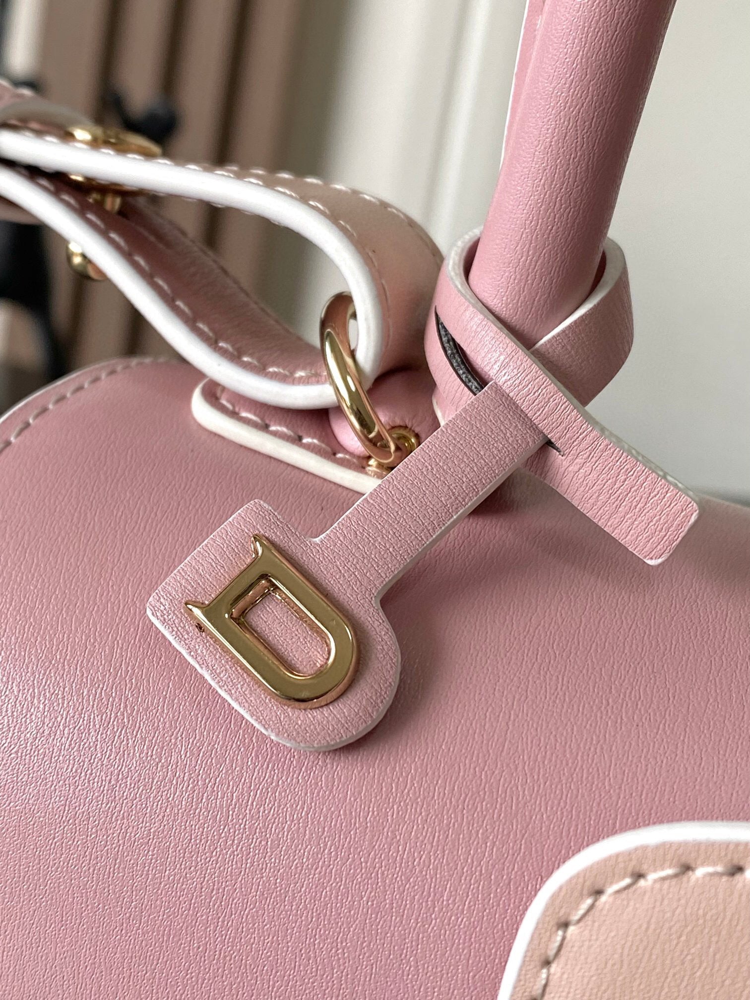 DLV Sling Bag