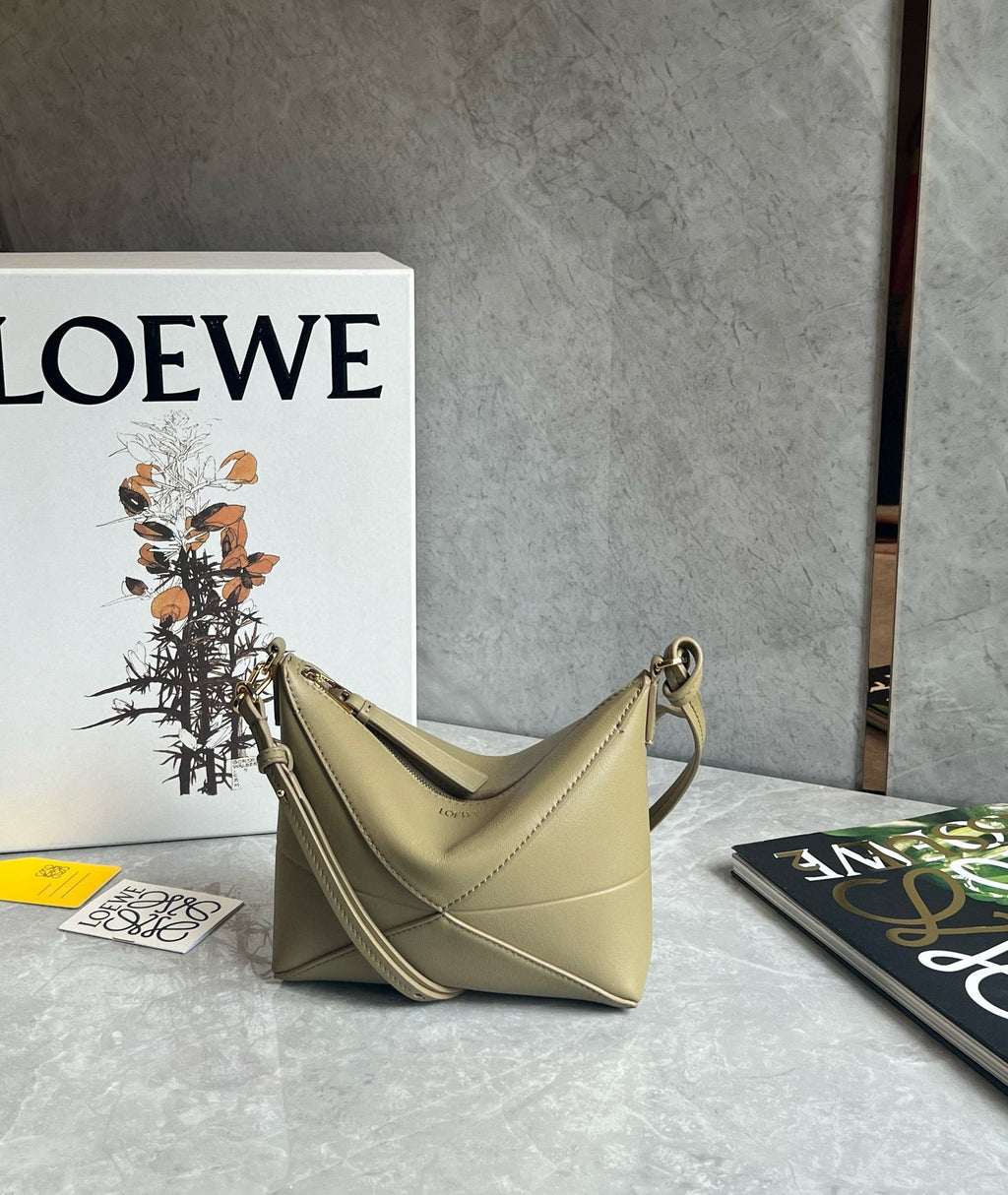 LW Puzzle Fold