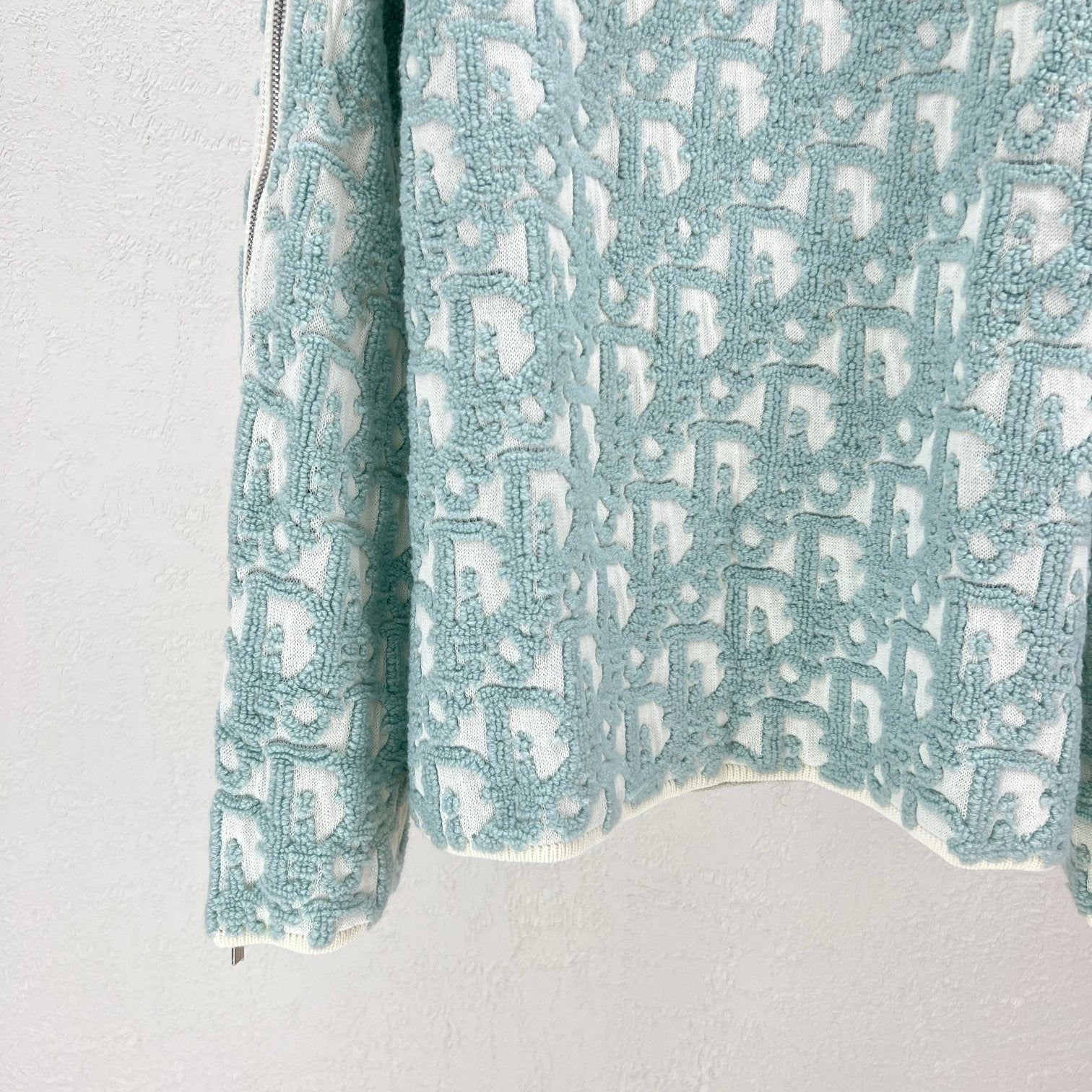 CD Sweater