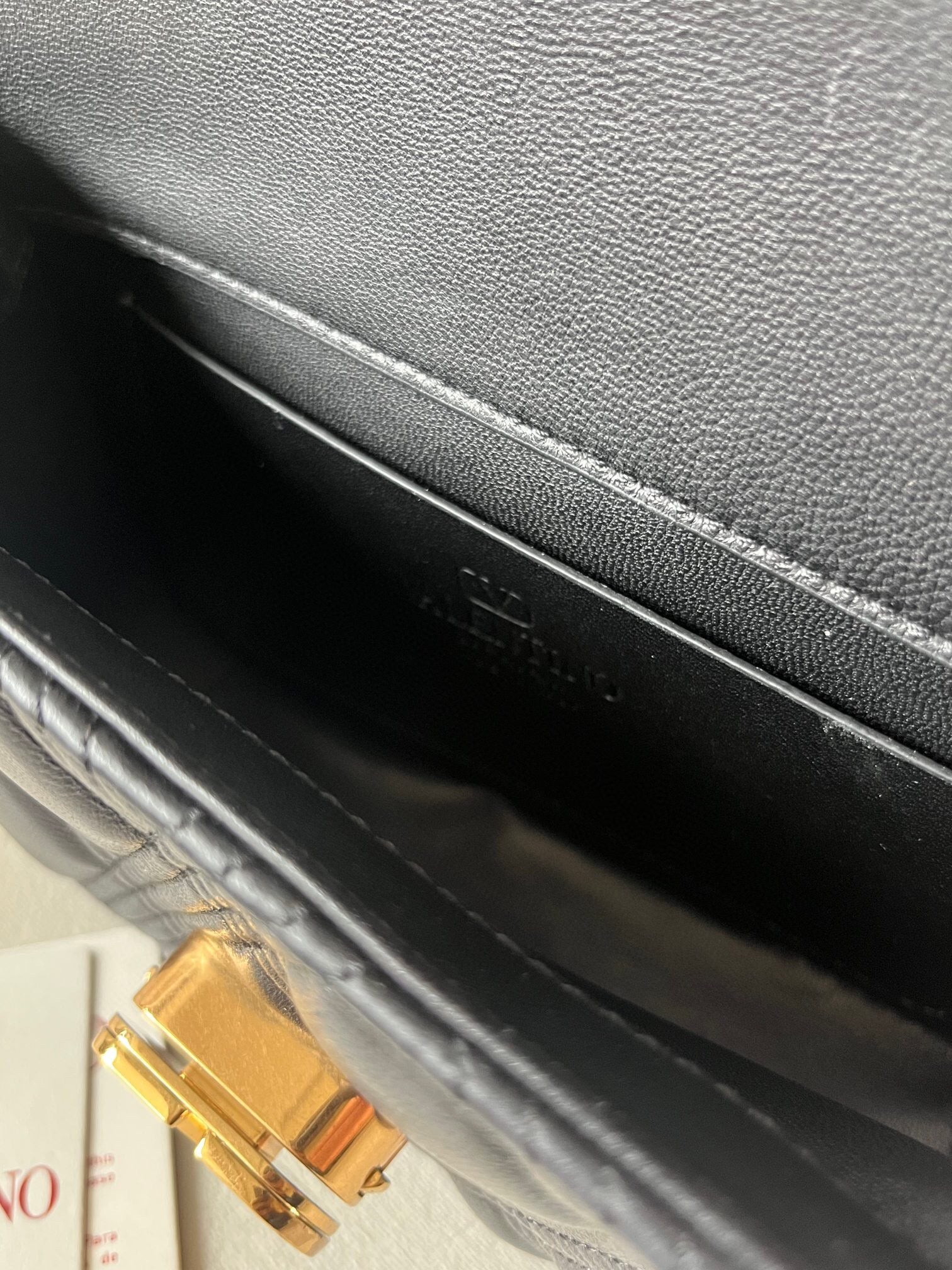 VLT Sling Bag Mini
