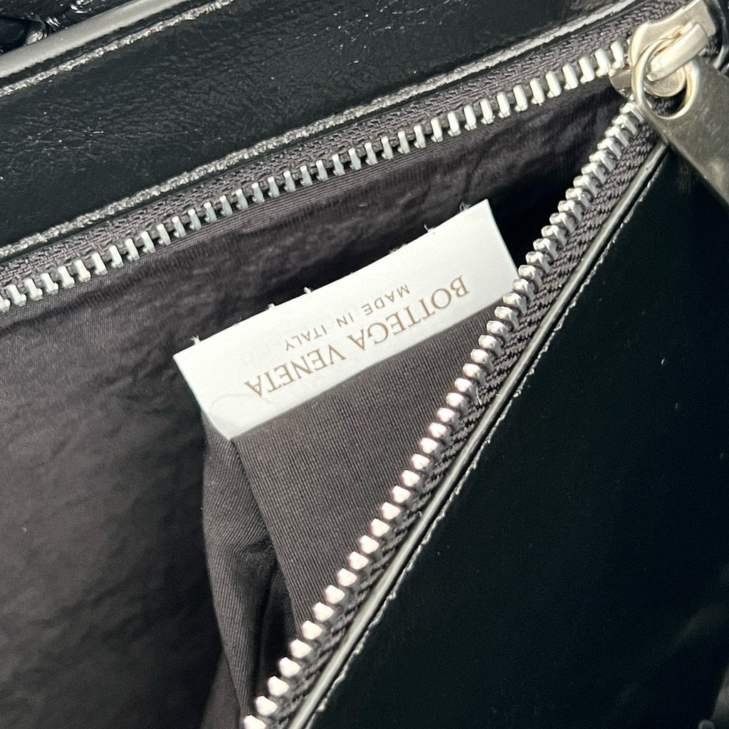 BTV Rumple Messenger Bag