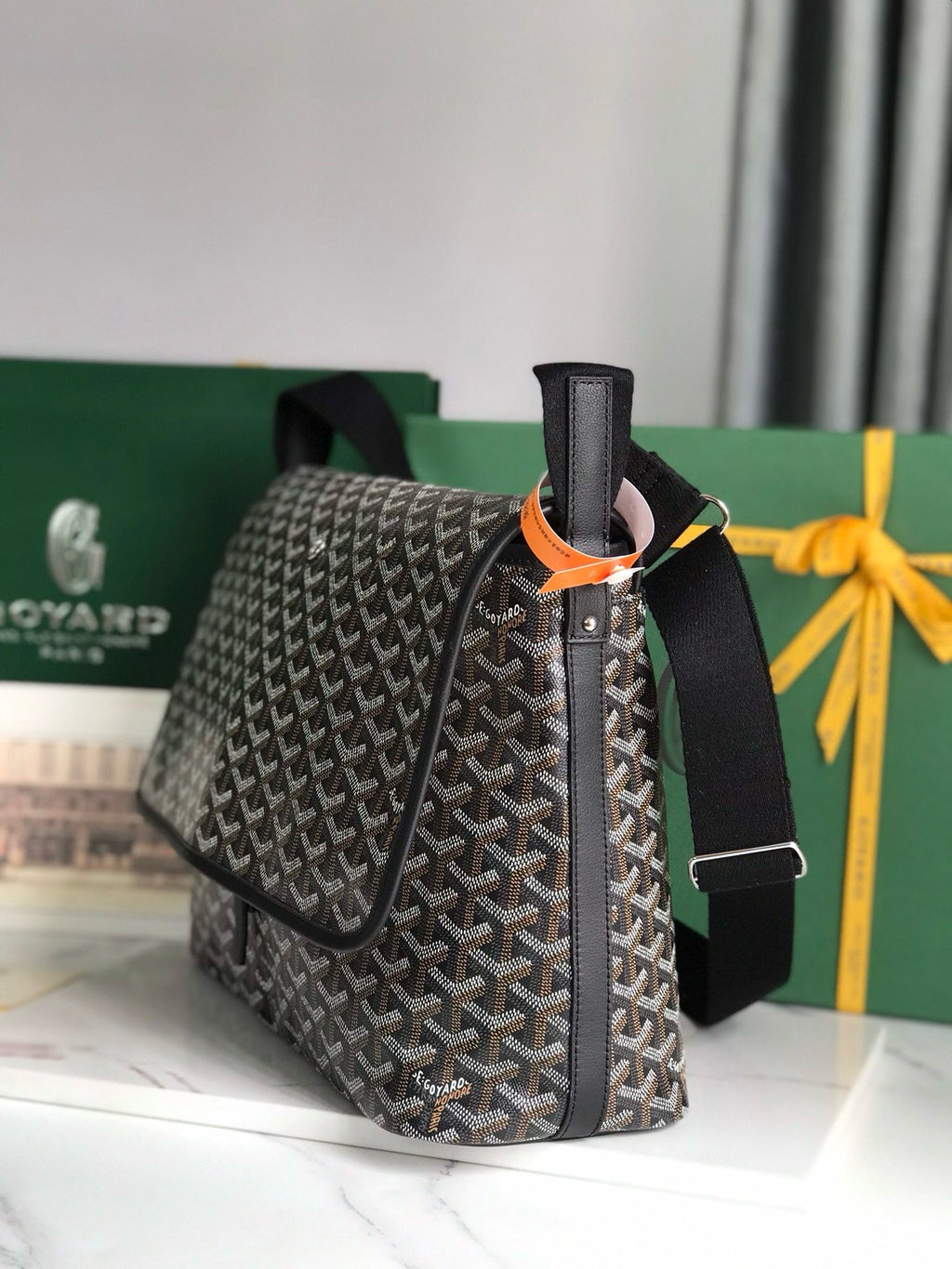 GYD Messenger Bag