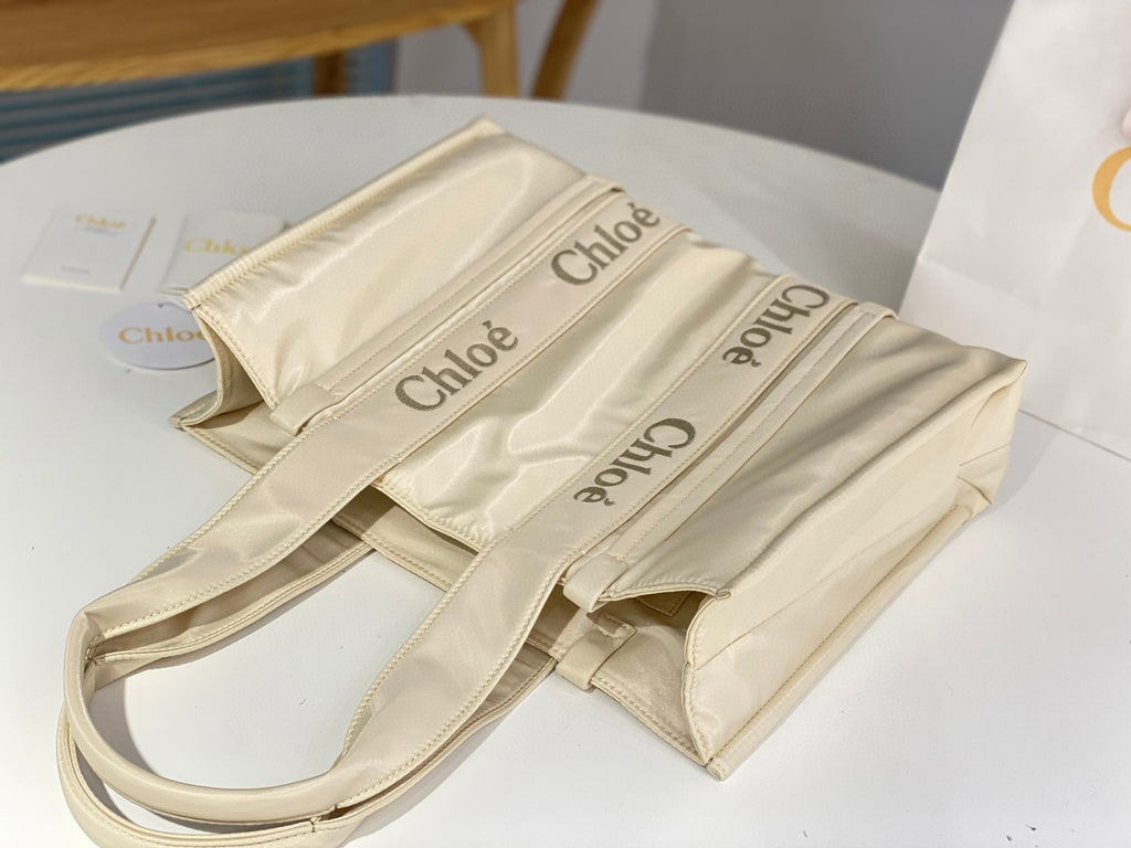 CHL Woody Tote Bag