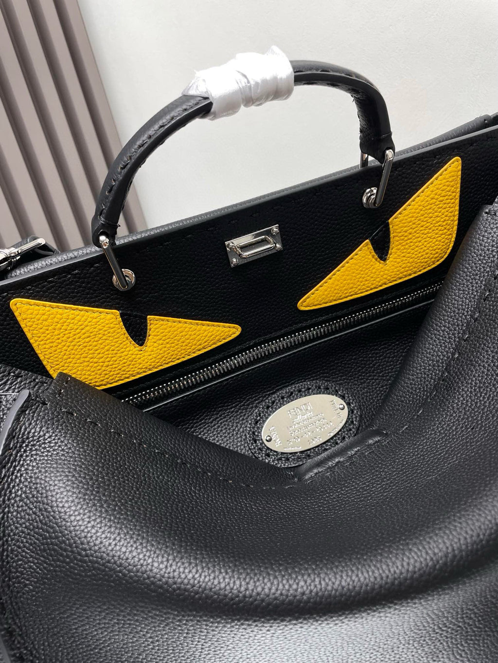 FD Peekaboo Bag