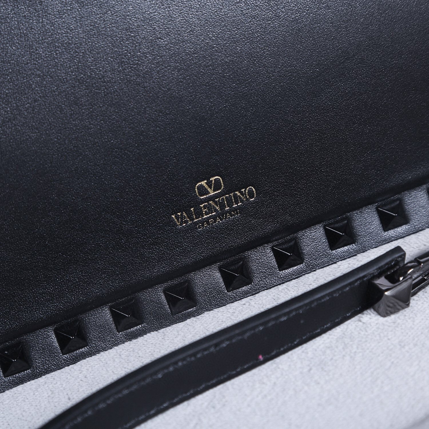 VLT Sling Bag