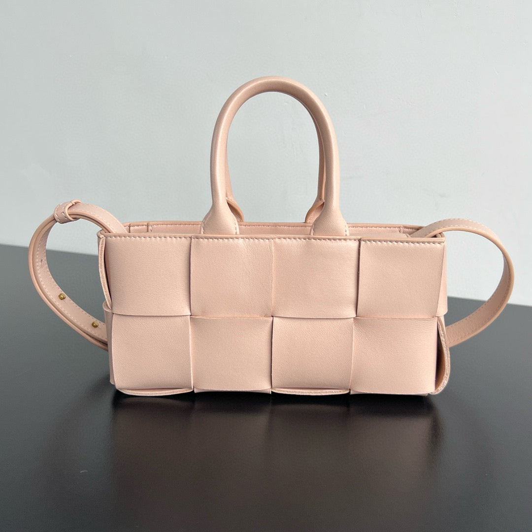 BTV East-West Arco Tote