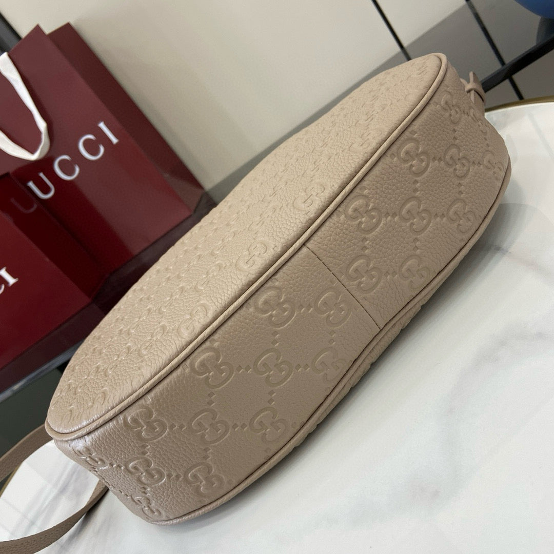 GC Emblem Shoulder Bag