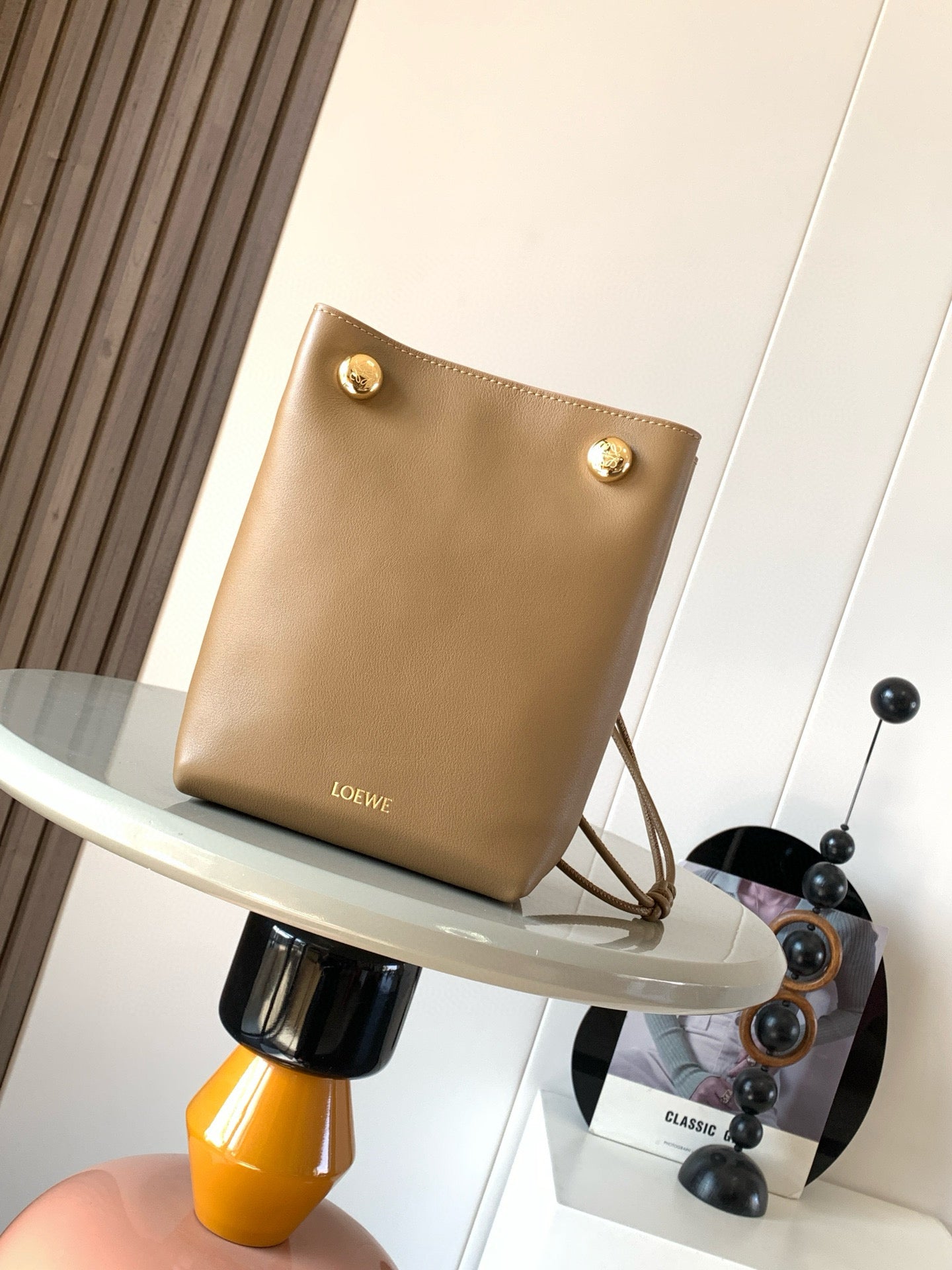 LW Pebble Leather