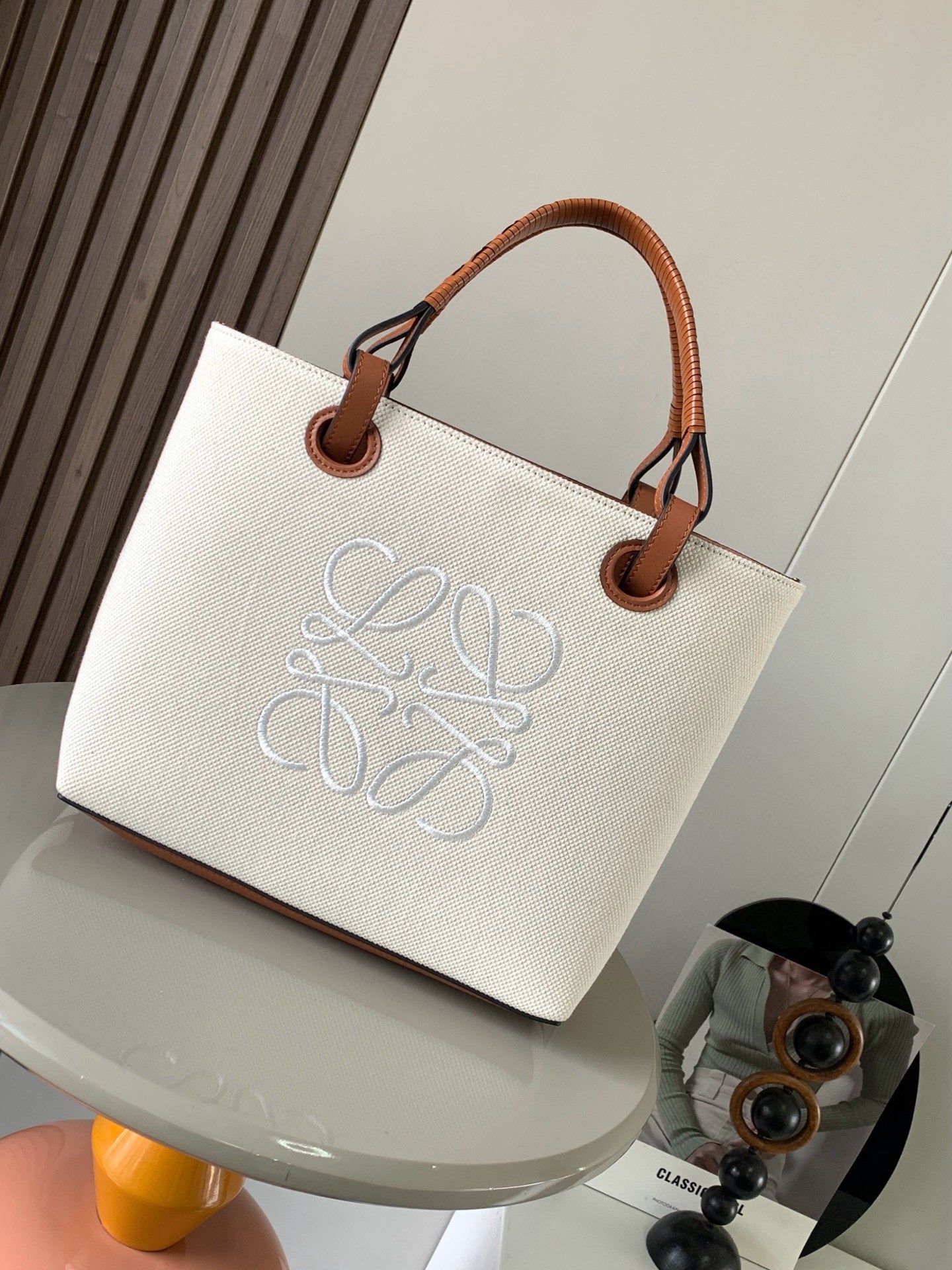 LW Anagram Tote