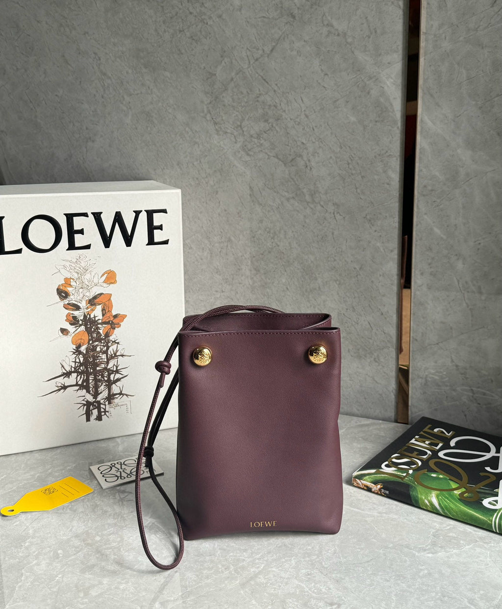 LW Pebble Leather