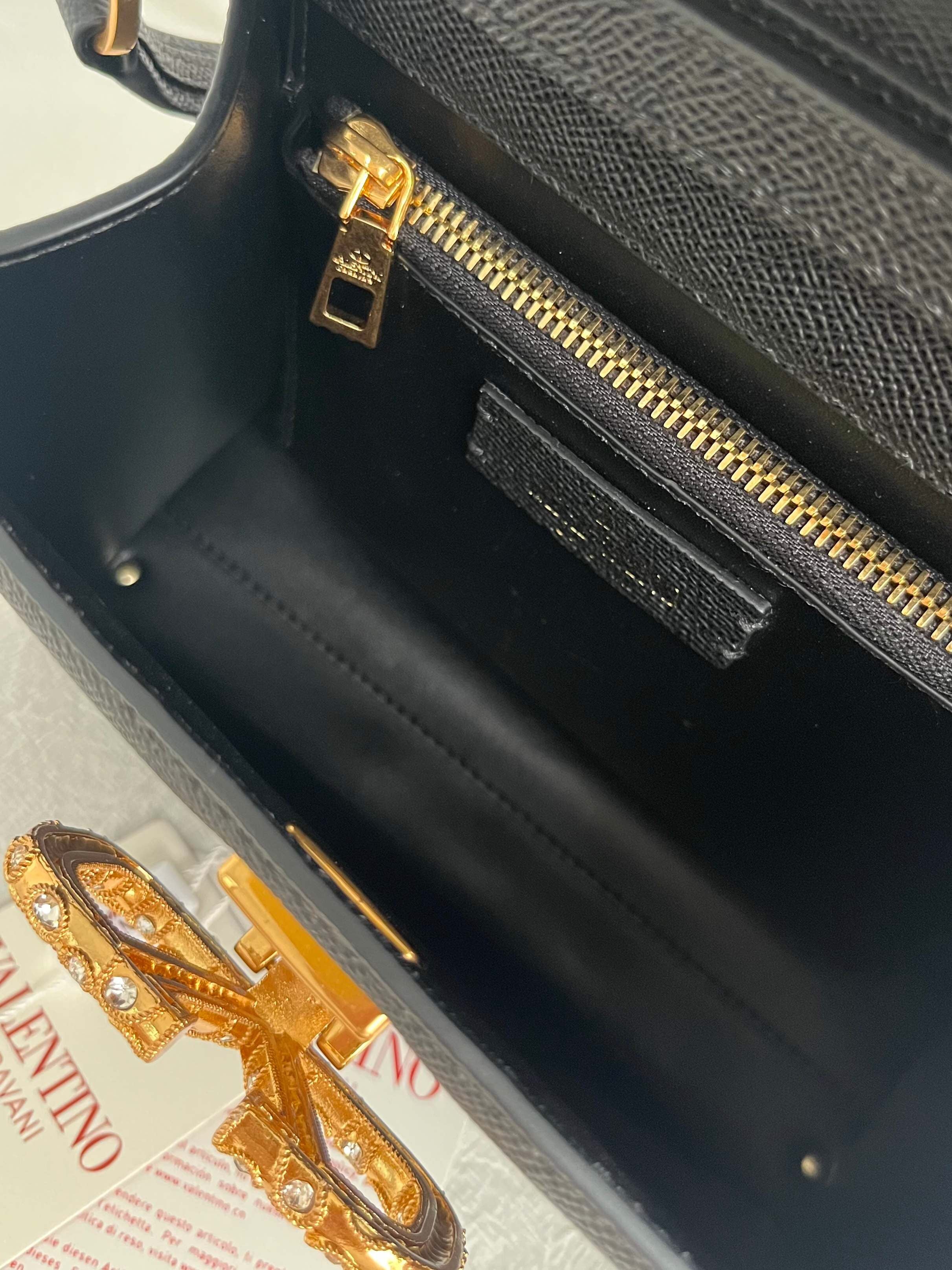 VLT Sling Bag