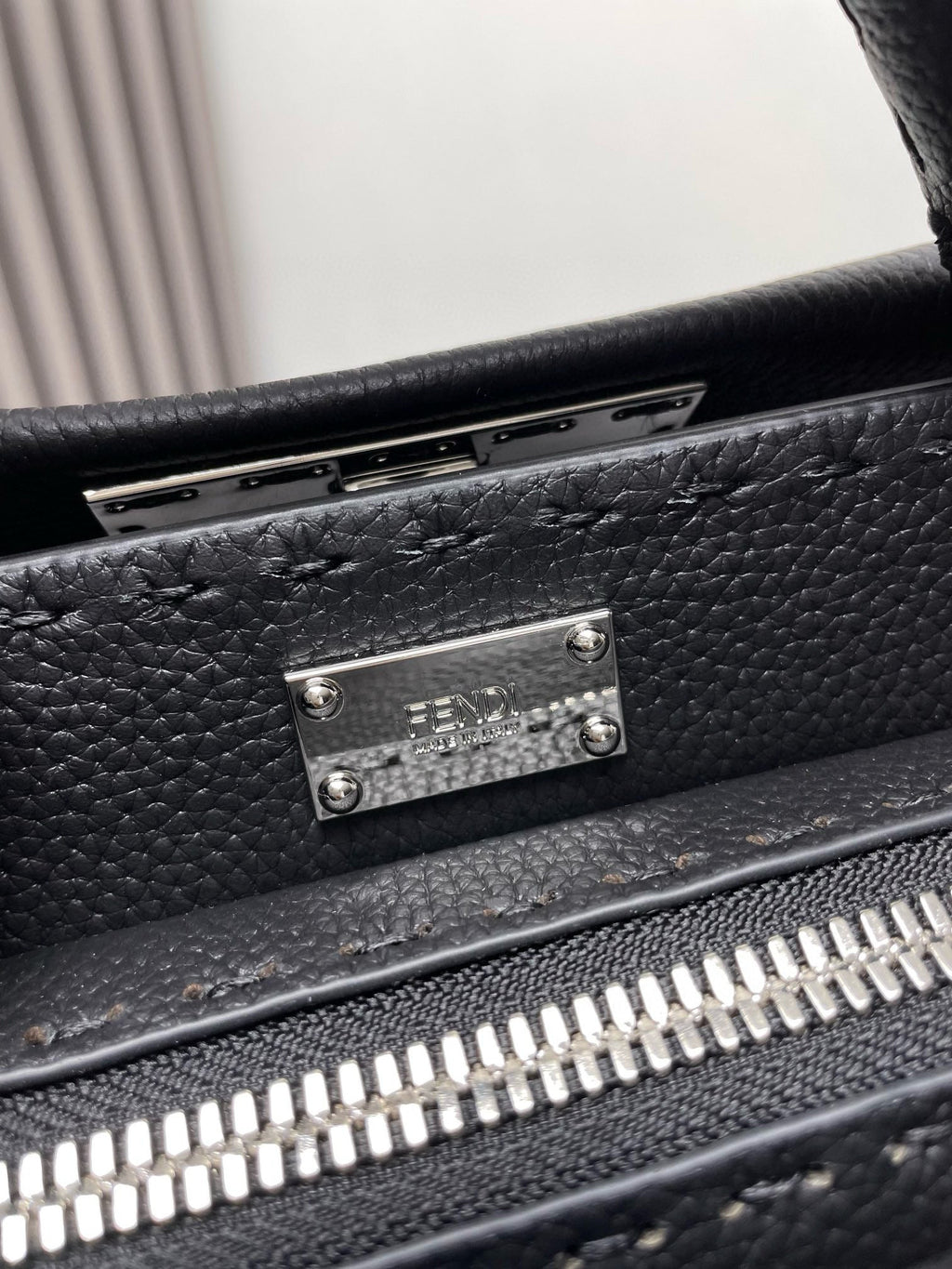 FD Peekaboo Bag