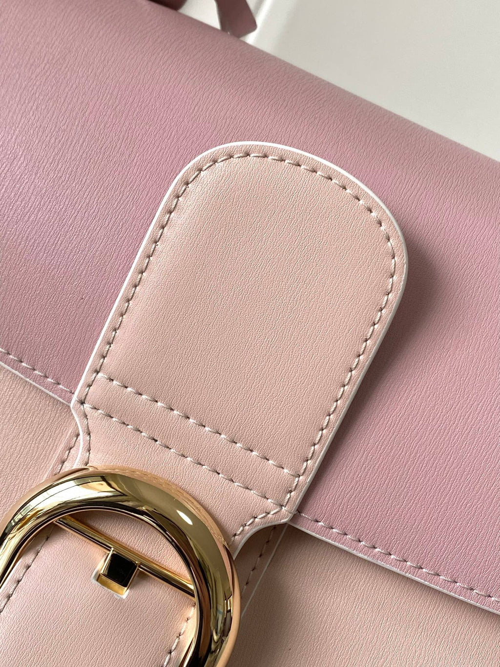 DLV Sling Bag