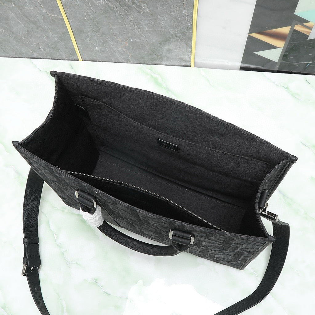 CD East-West Tote Bag
