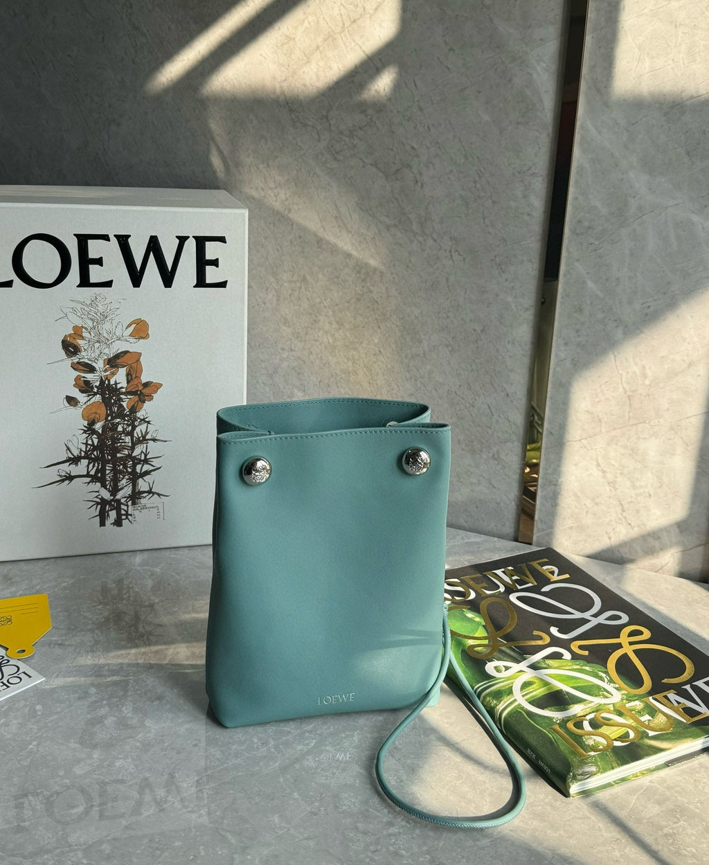 LW Pebble Leather