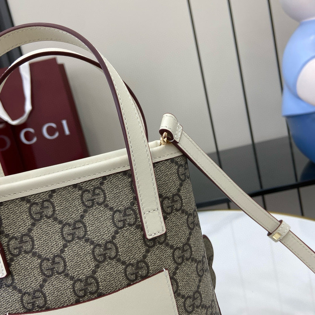 GC Bucket Bag