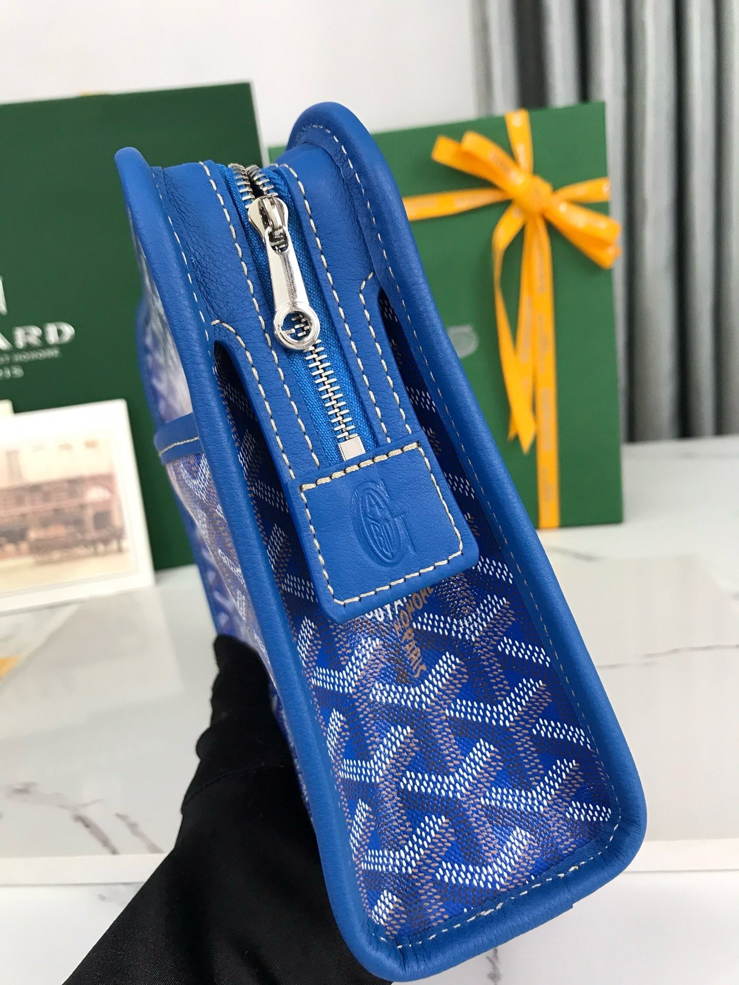 GYD Jouvence Toiletry Bag
