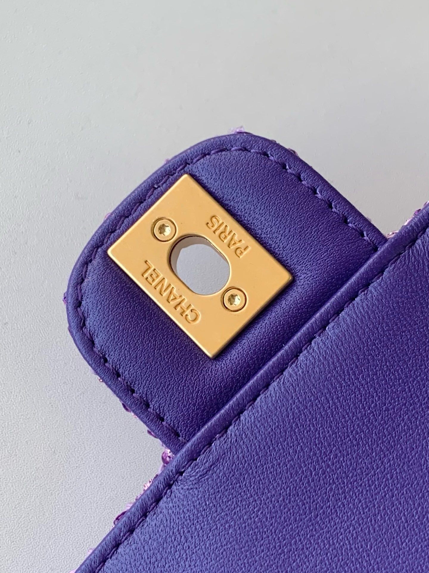 CNL 24C Coco Carry Me Handbag