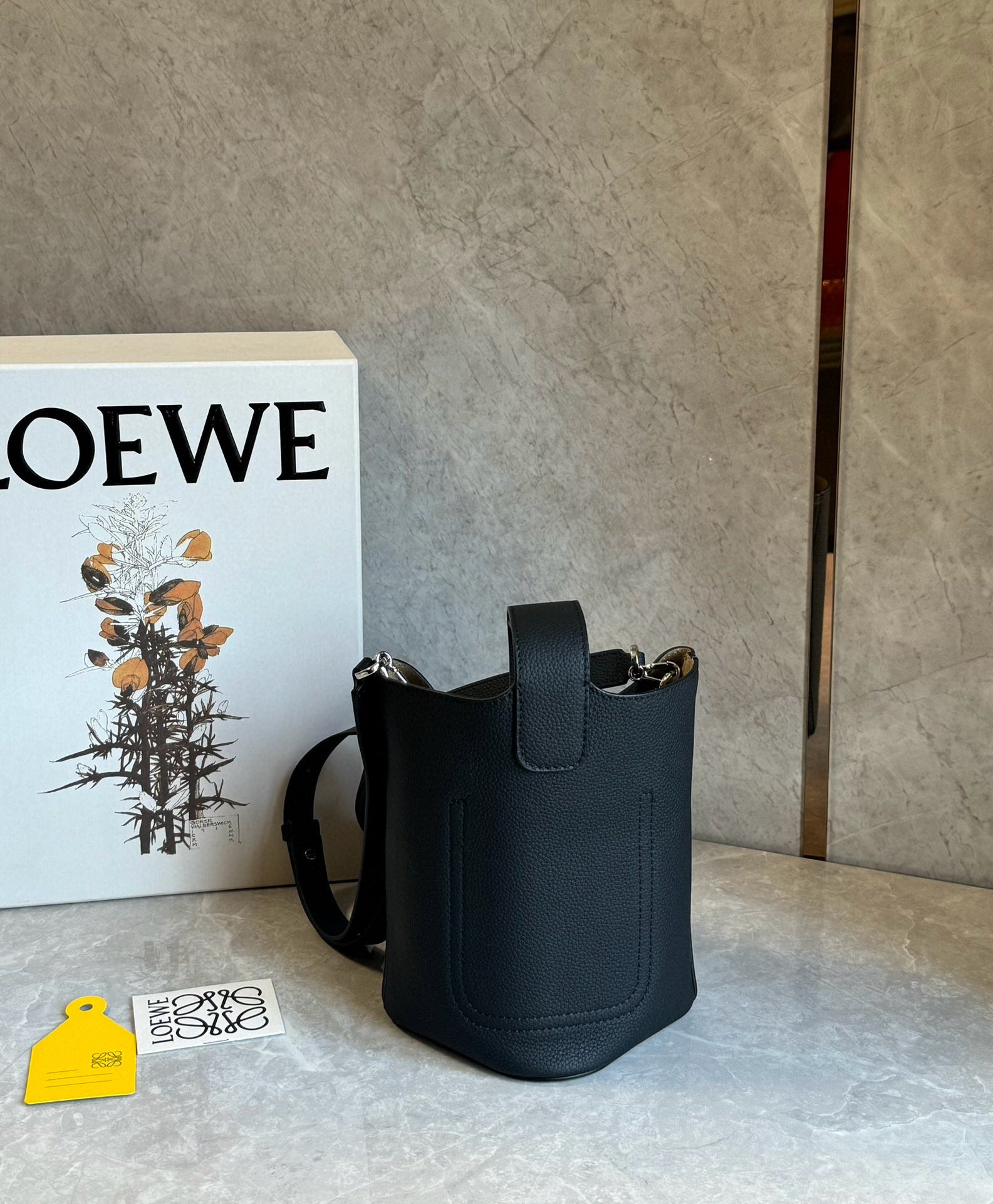 LW Mini Pebble