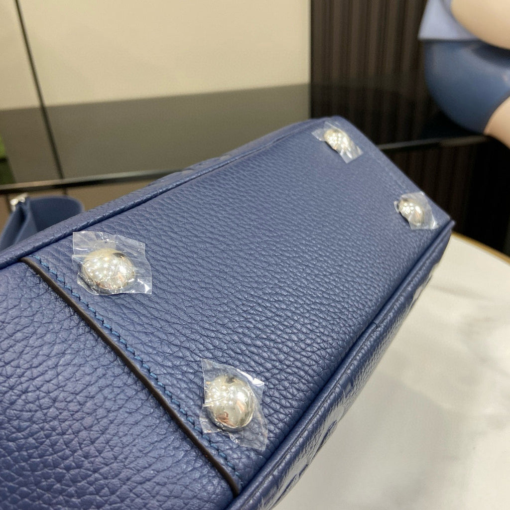 GC Crossbody Bag