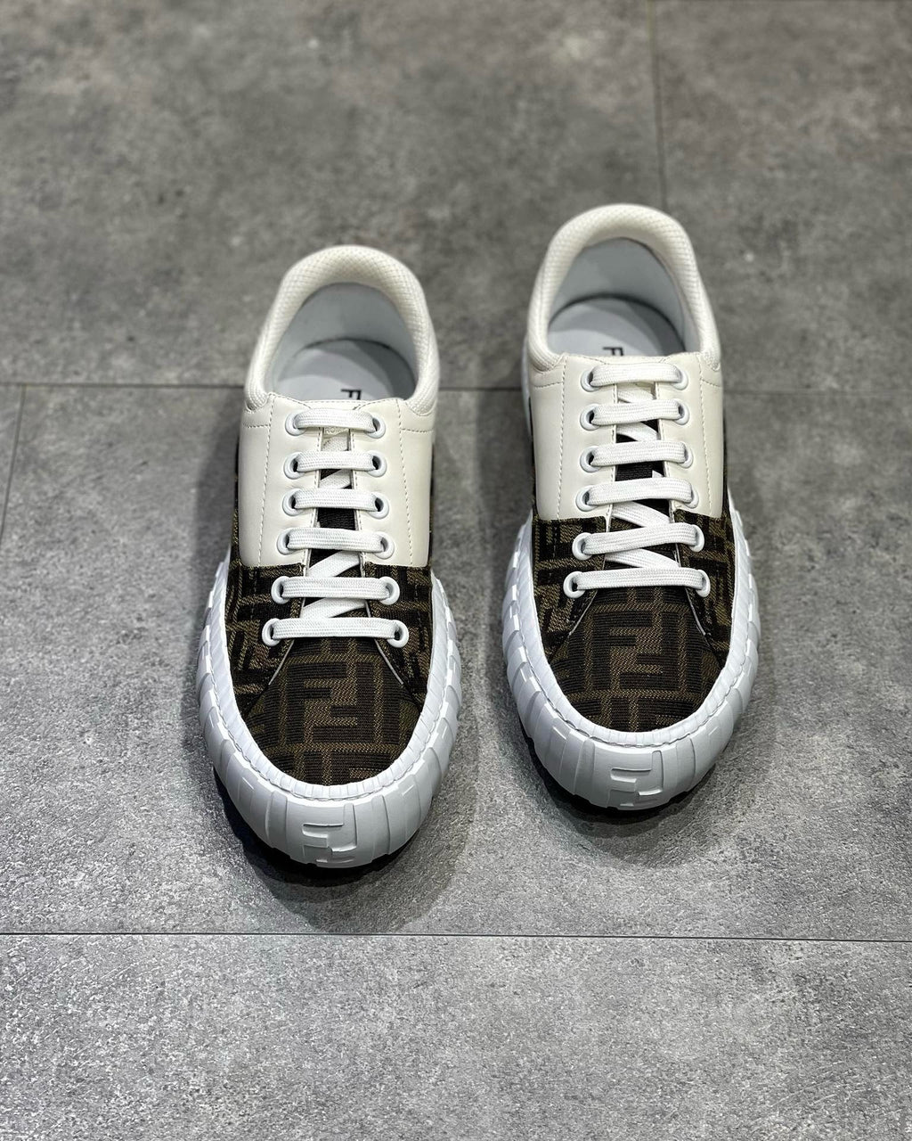 FD Sneakers