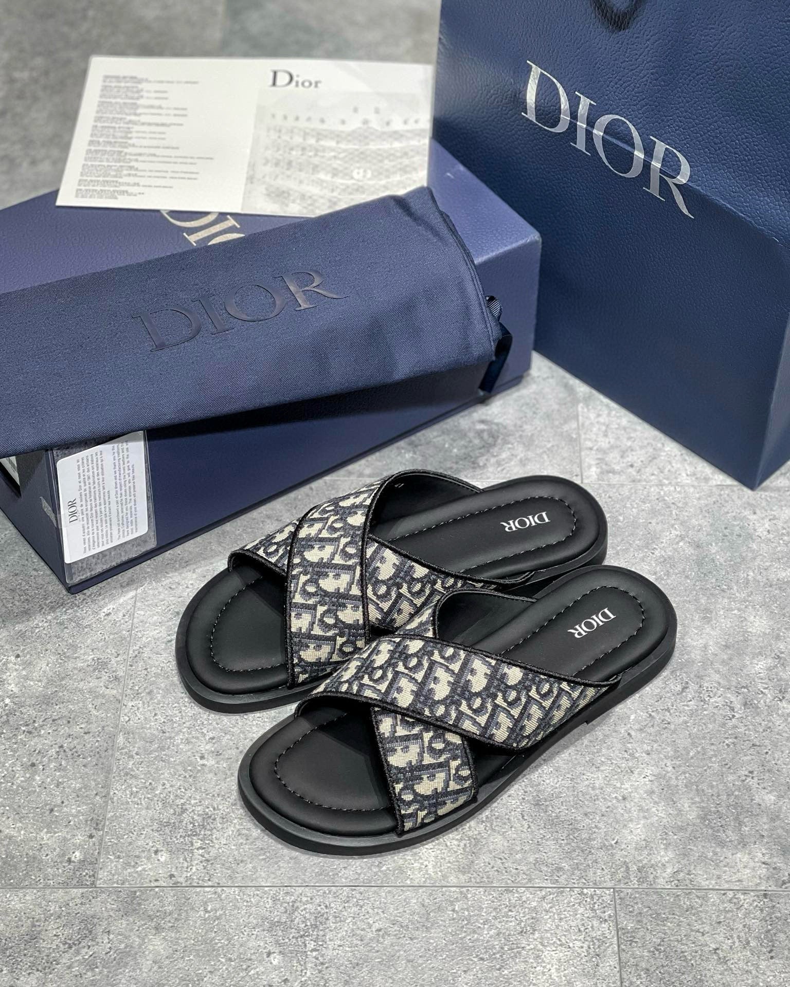 CD Sandals