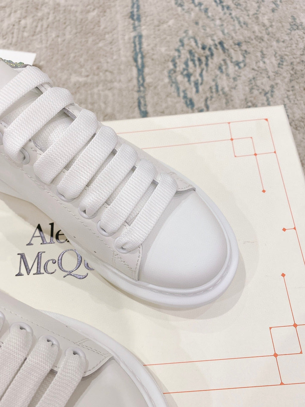 AMQ Sneakers