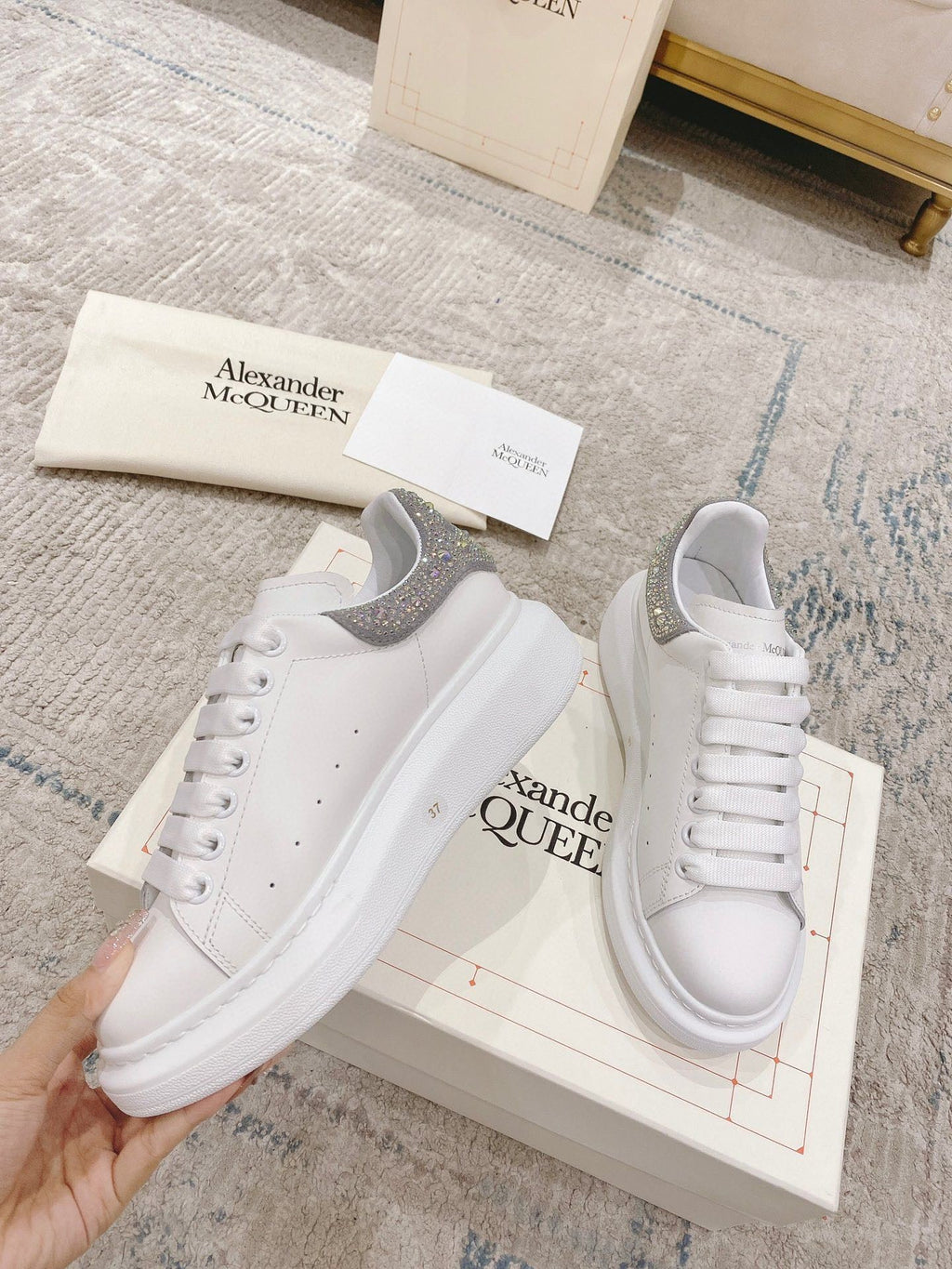 AMQ Sneakers