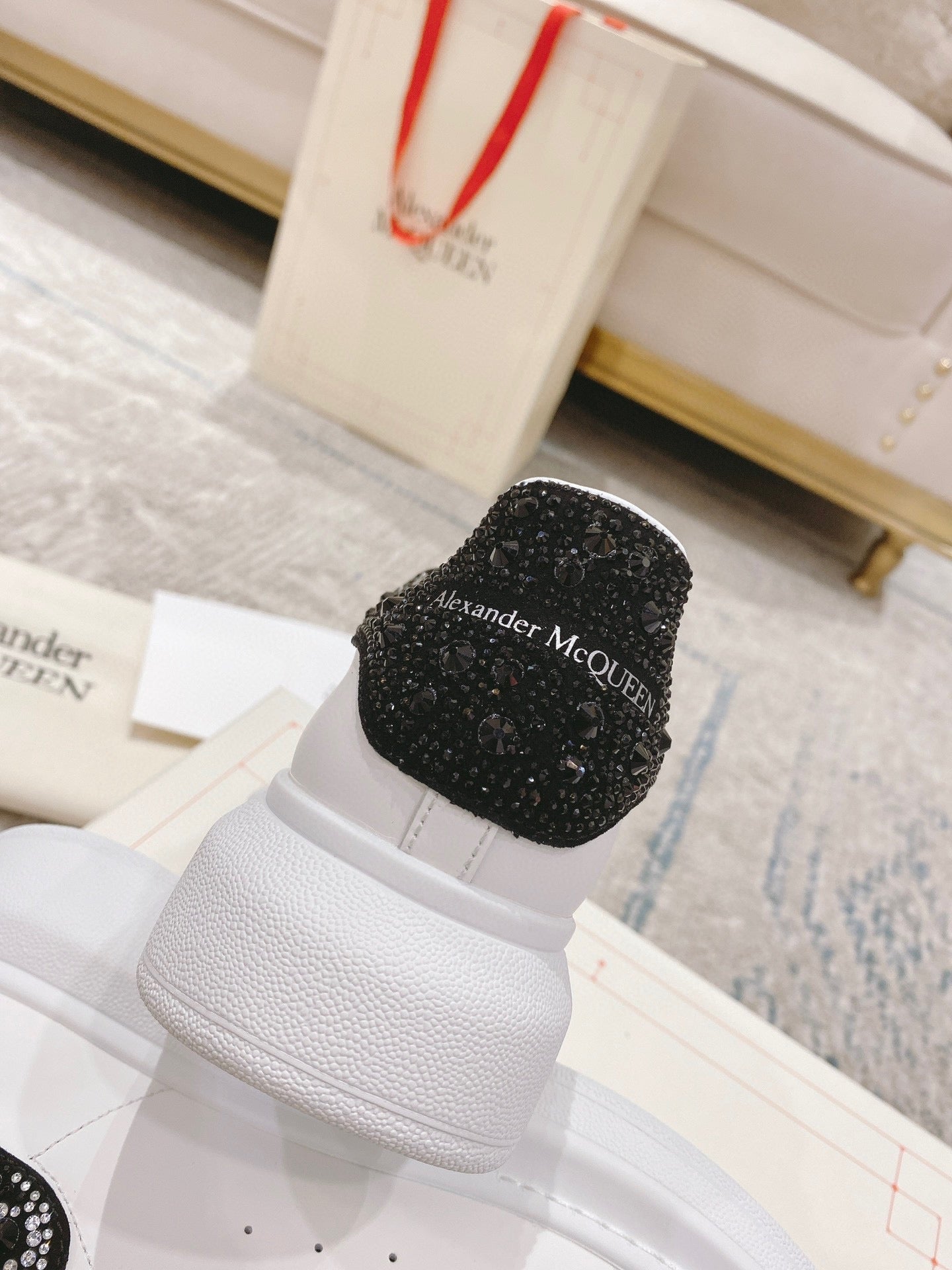AMQ Sneakers