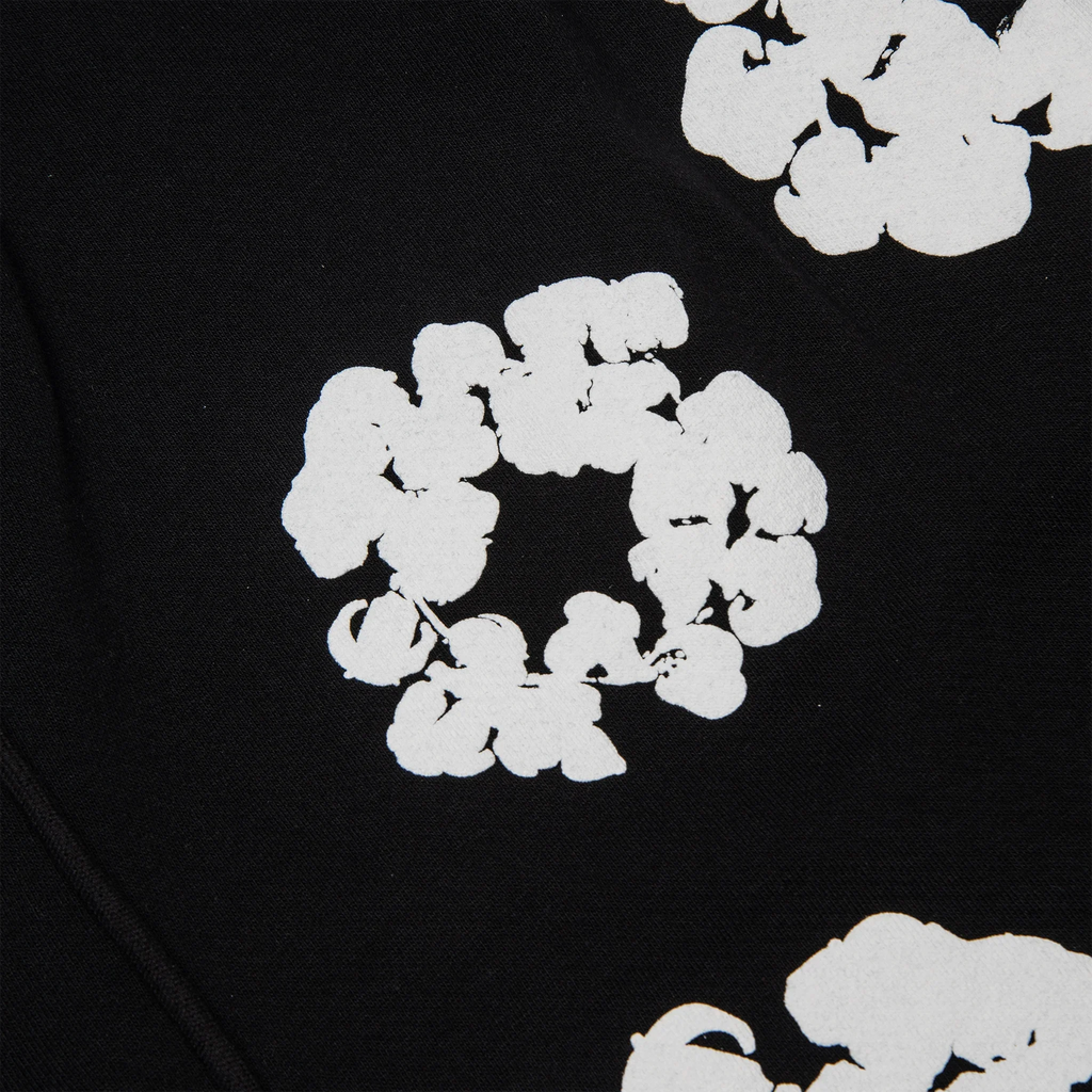 DMT The Cotton Wreath Black Shorts