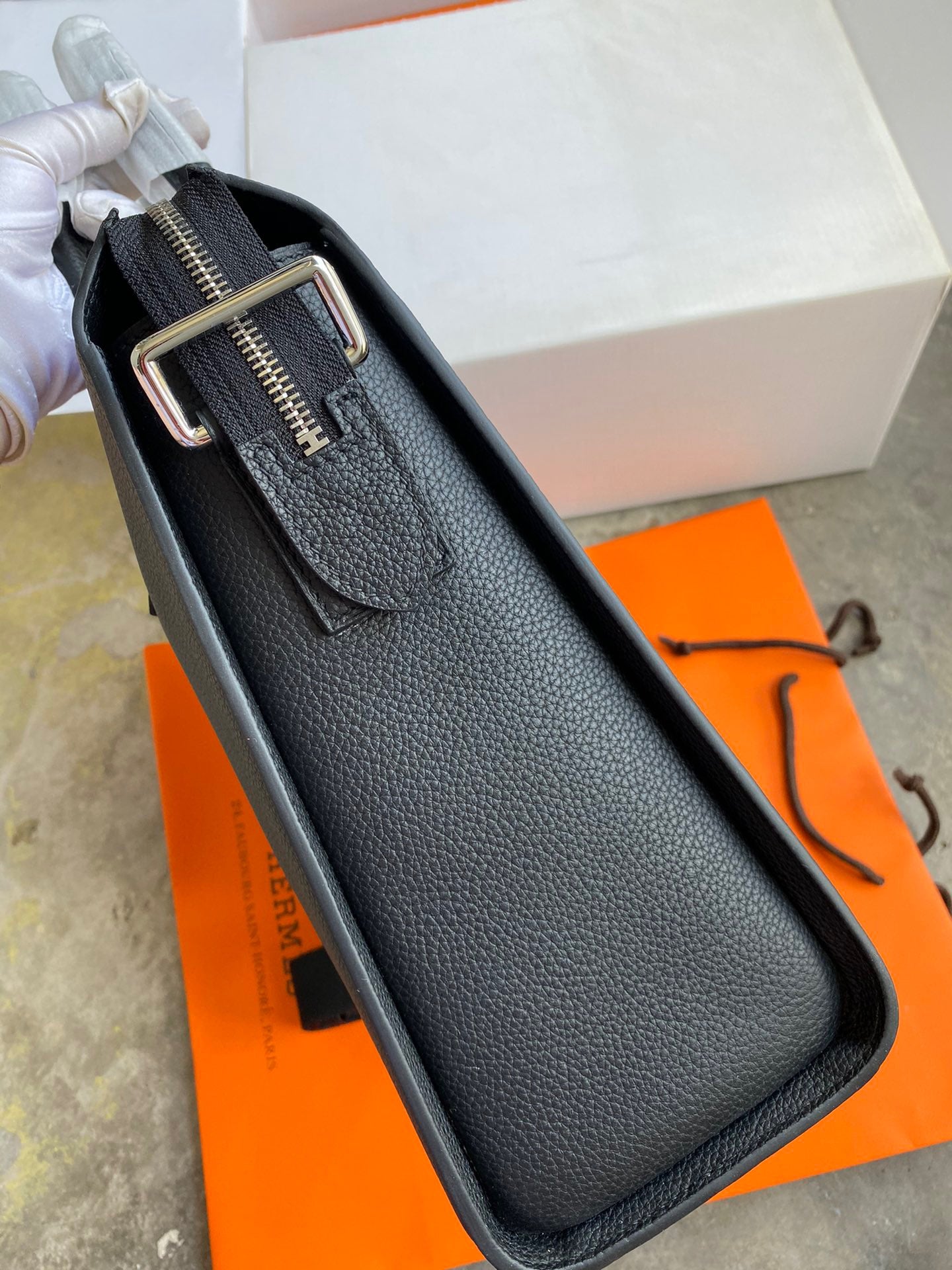 HMS Briefcase