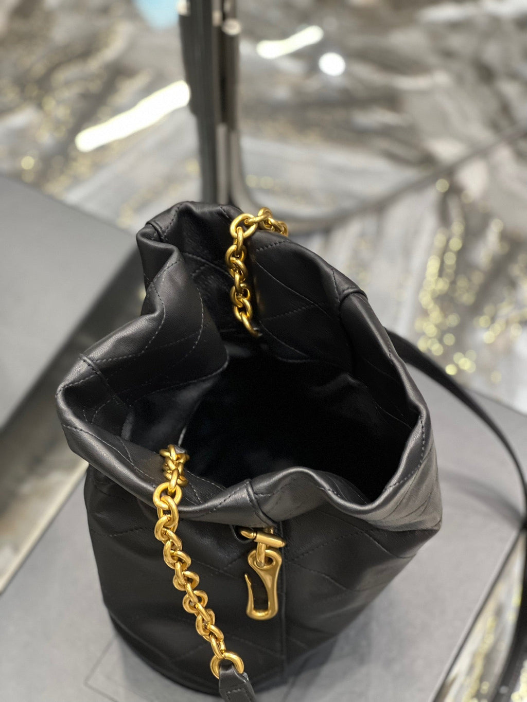 YVT Bucket