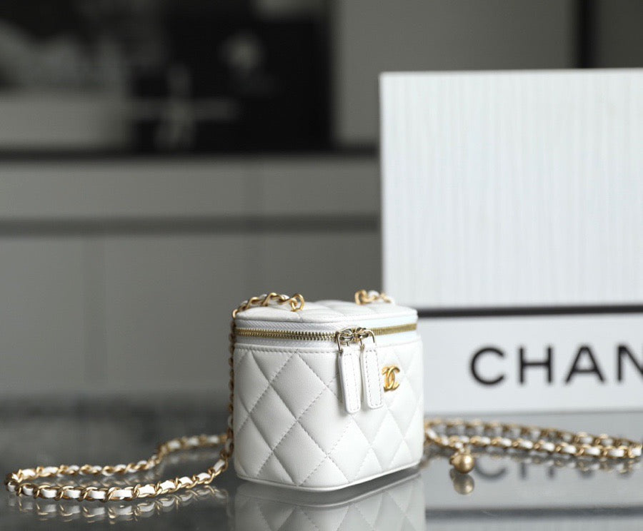 CNL 23 Mini Vanity