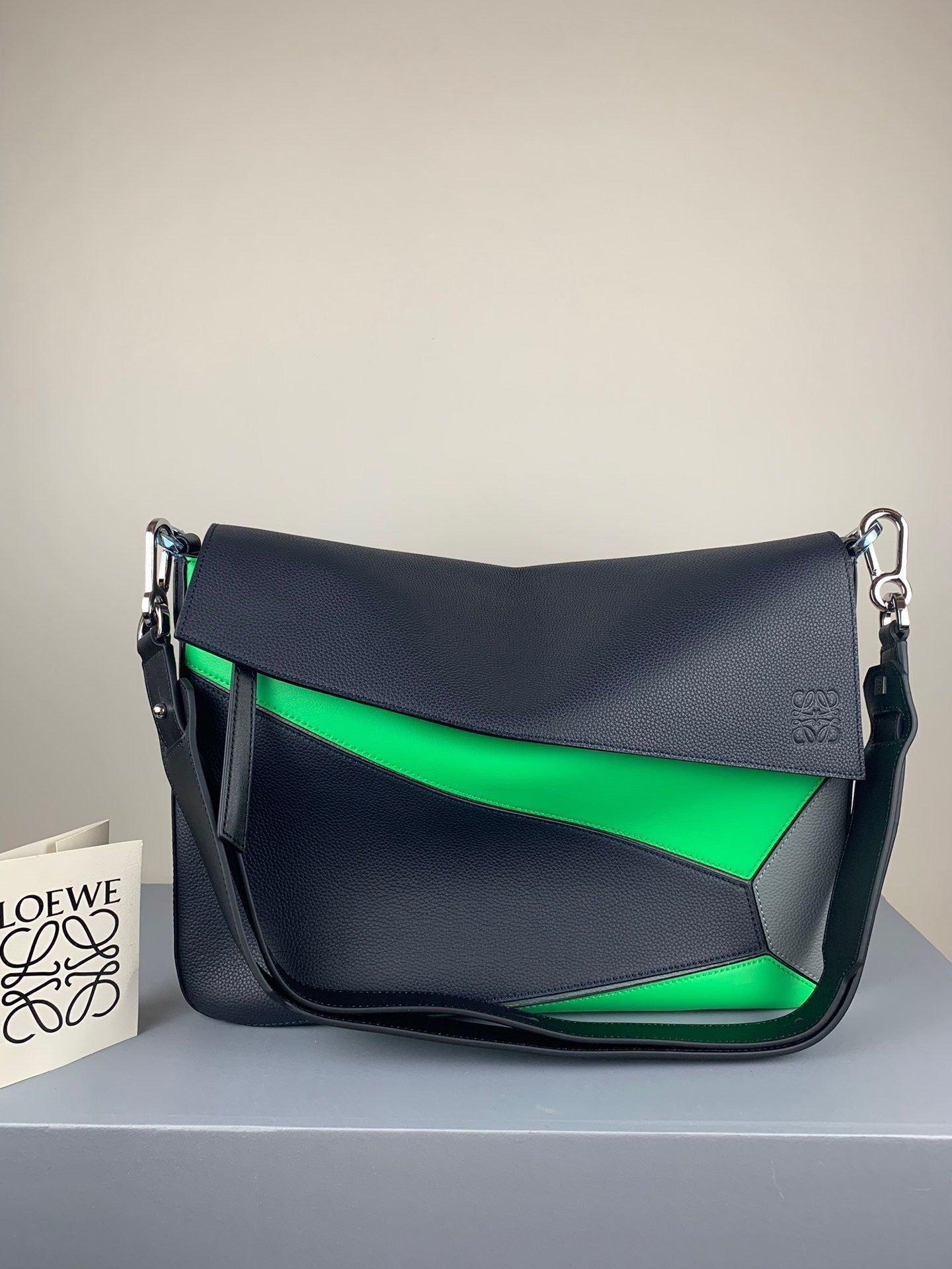 LW Puzzle Bag