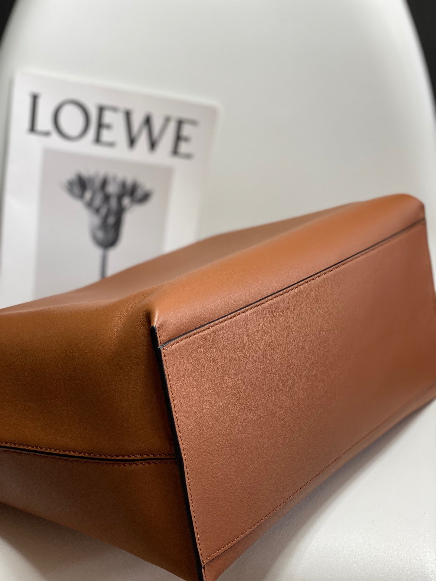 LW Messenger Bag