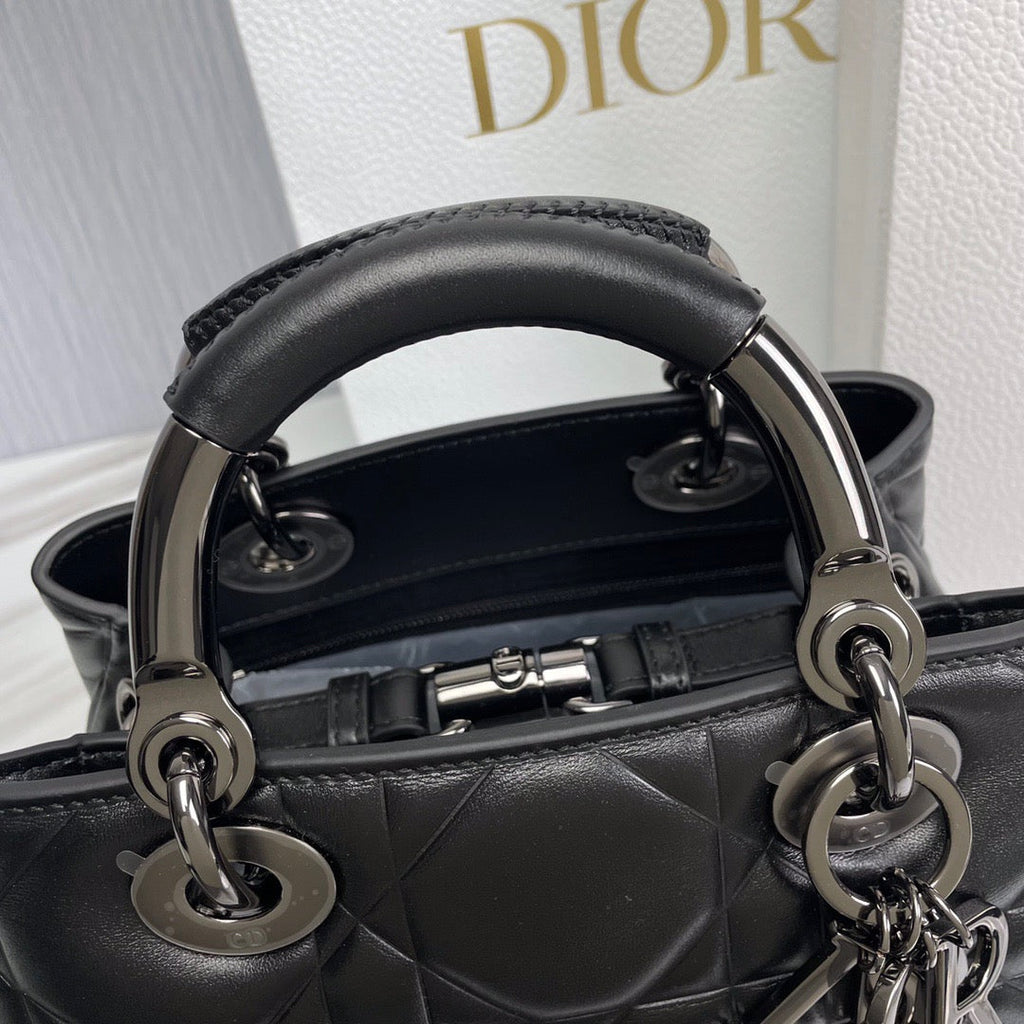 CD Handbag